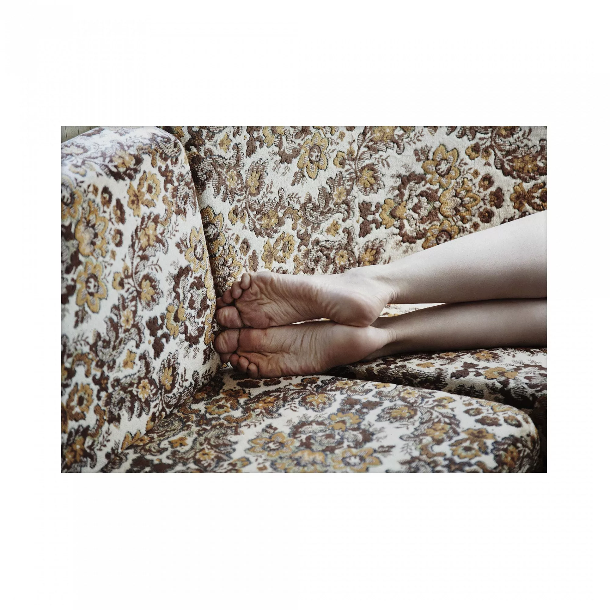 Paper Collective - Restless Feet Kunstdruck 40x30cm - braun, weiß, beige, s günstig online kaufen