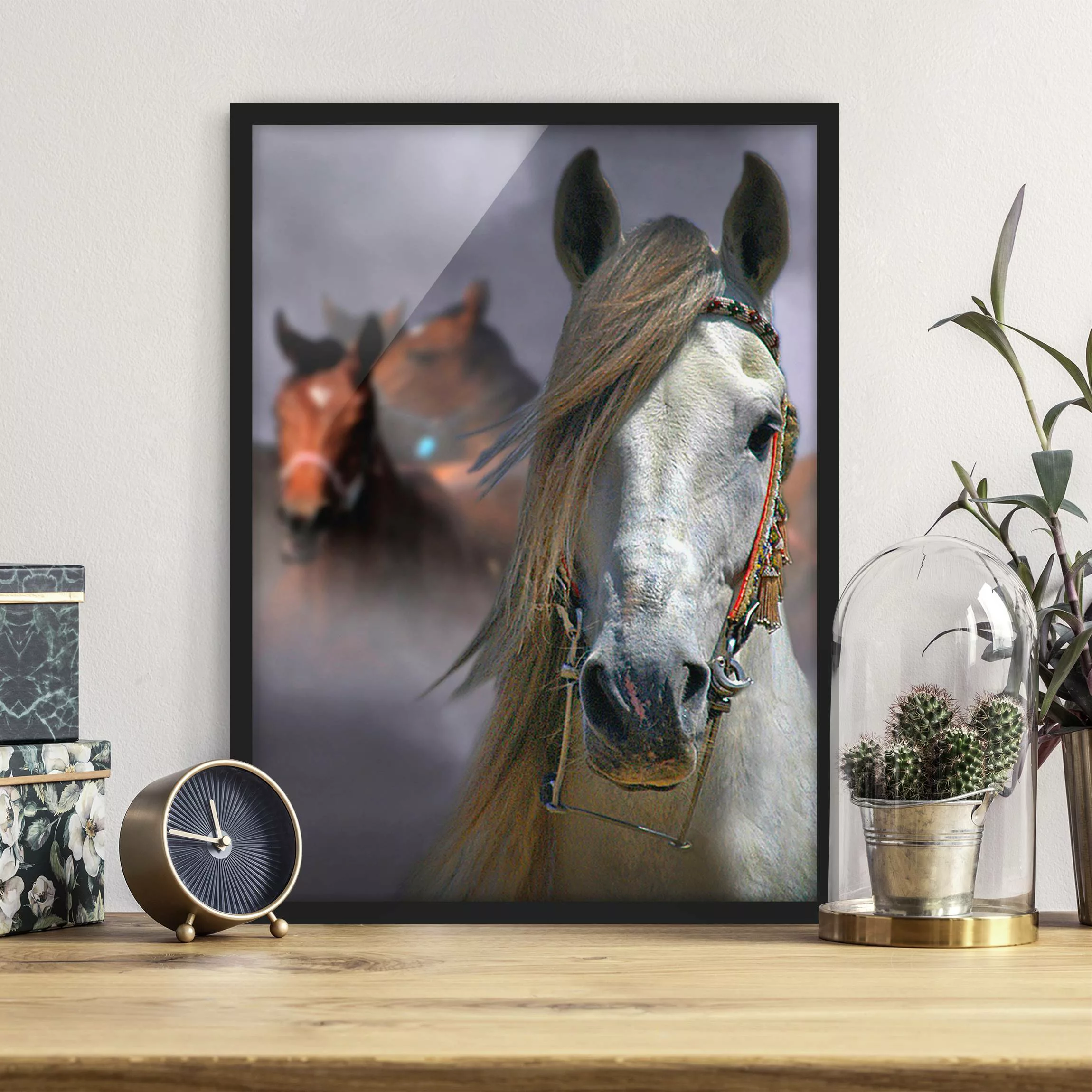Bild mit Rahmen Tiere - Hochformat Horses in the Dust günstig online kaufen