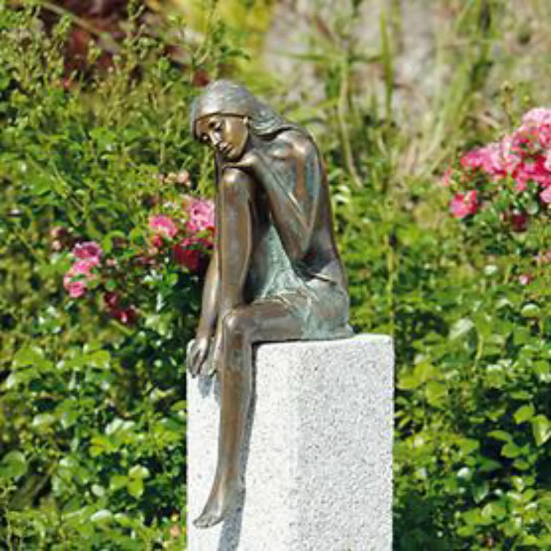 Skulptur 'Emanuelle' günstig online kaufen