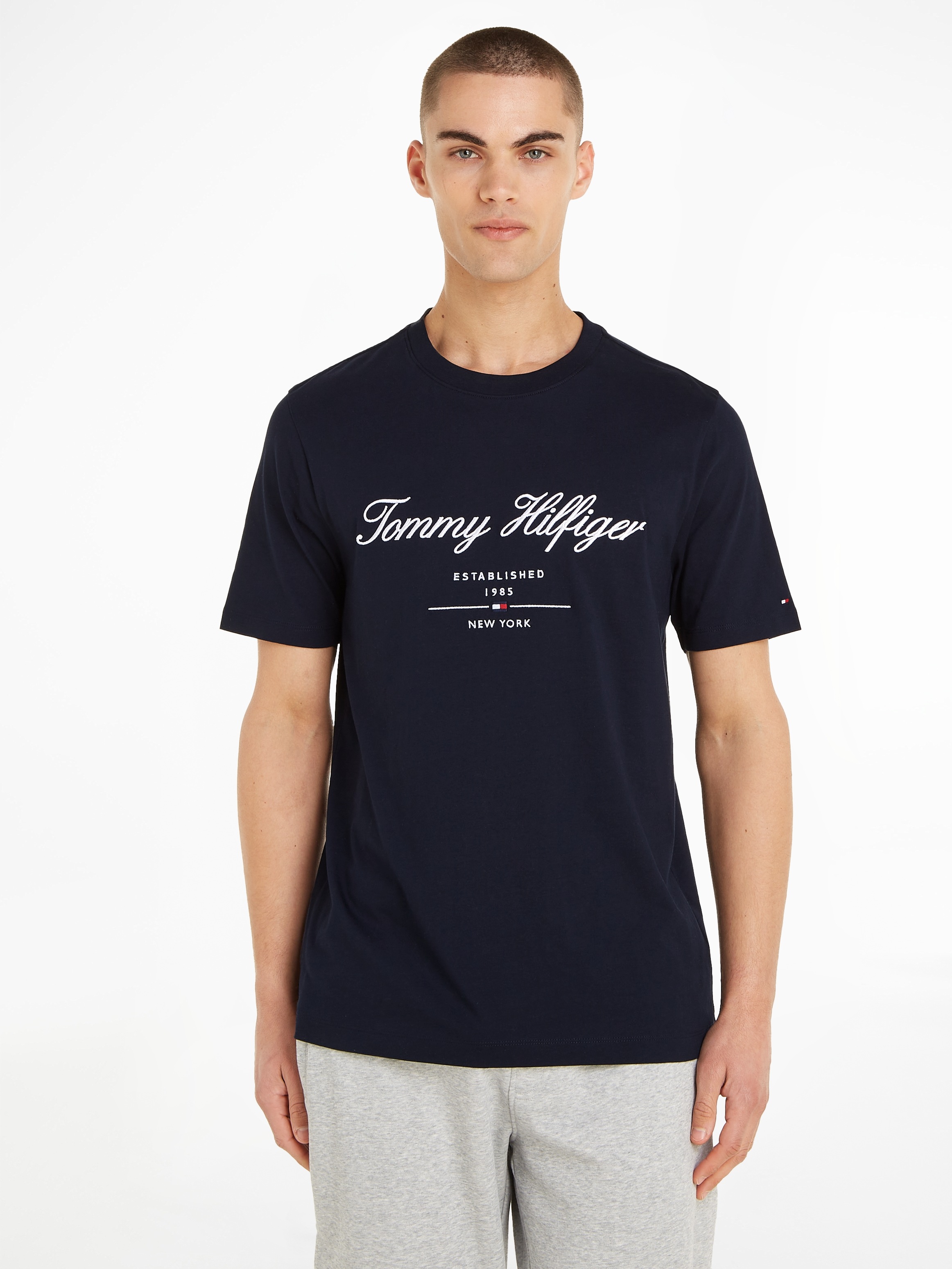 Tommy Hilfiger T-Shirt "SCRIPT LOGO TEE", mit aufgesticktem Logo günstig online kaufen