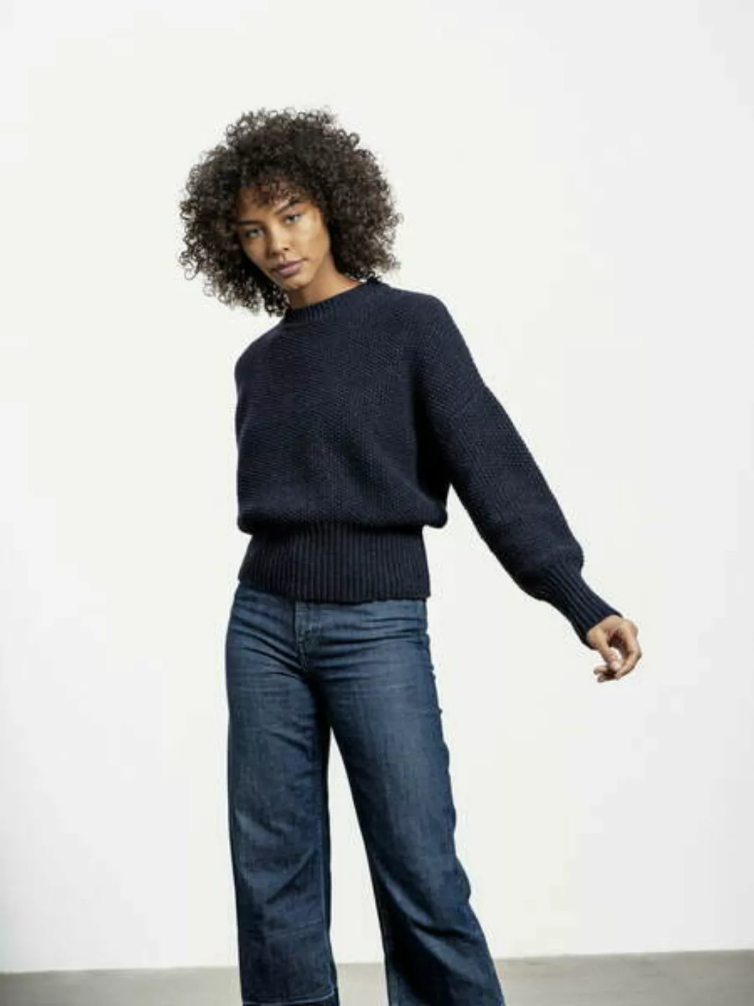 Circular Fashion Comfy Sweater Mit Überschnittenen Schultern - Rundhalsauss günstig online kaufen