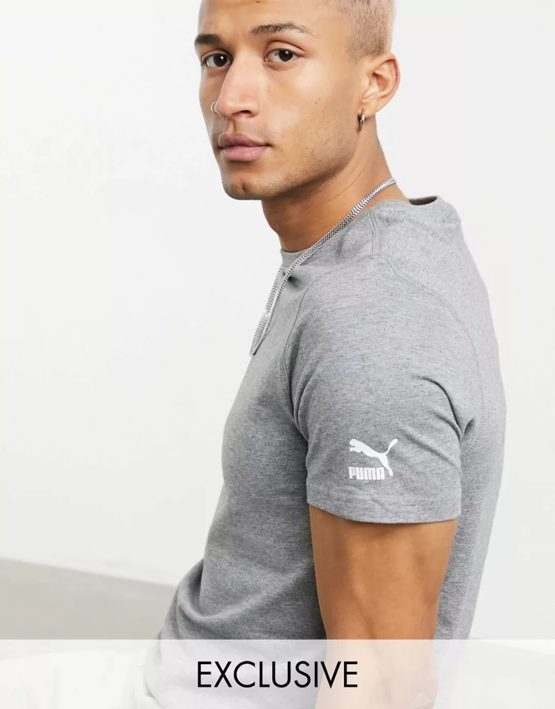 Puma – T-Shirt mit kleinem Logo in Heidegrau günstig online kaufen