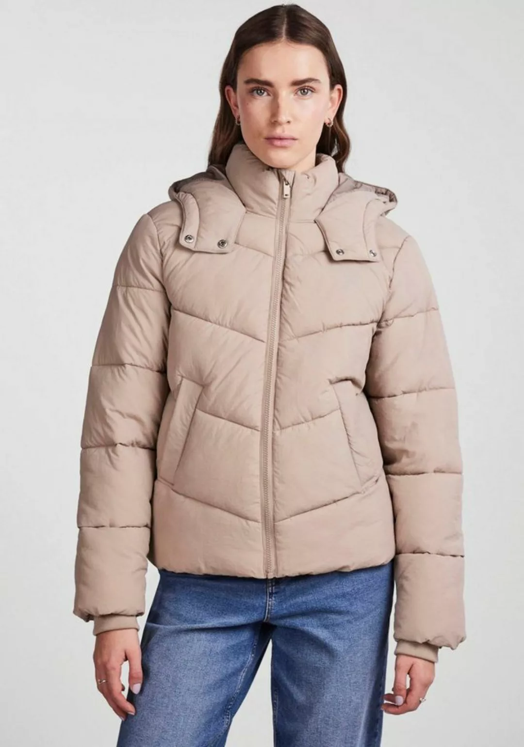 pieces Steppjacke PCJAMILLA SHORT PUFFER JACKET NOOS BC mit Kapuze günstig online kaufen