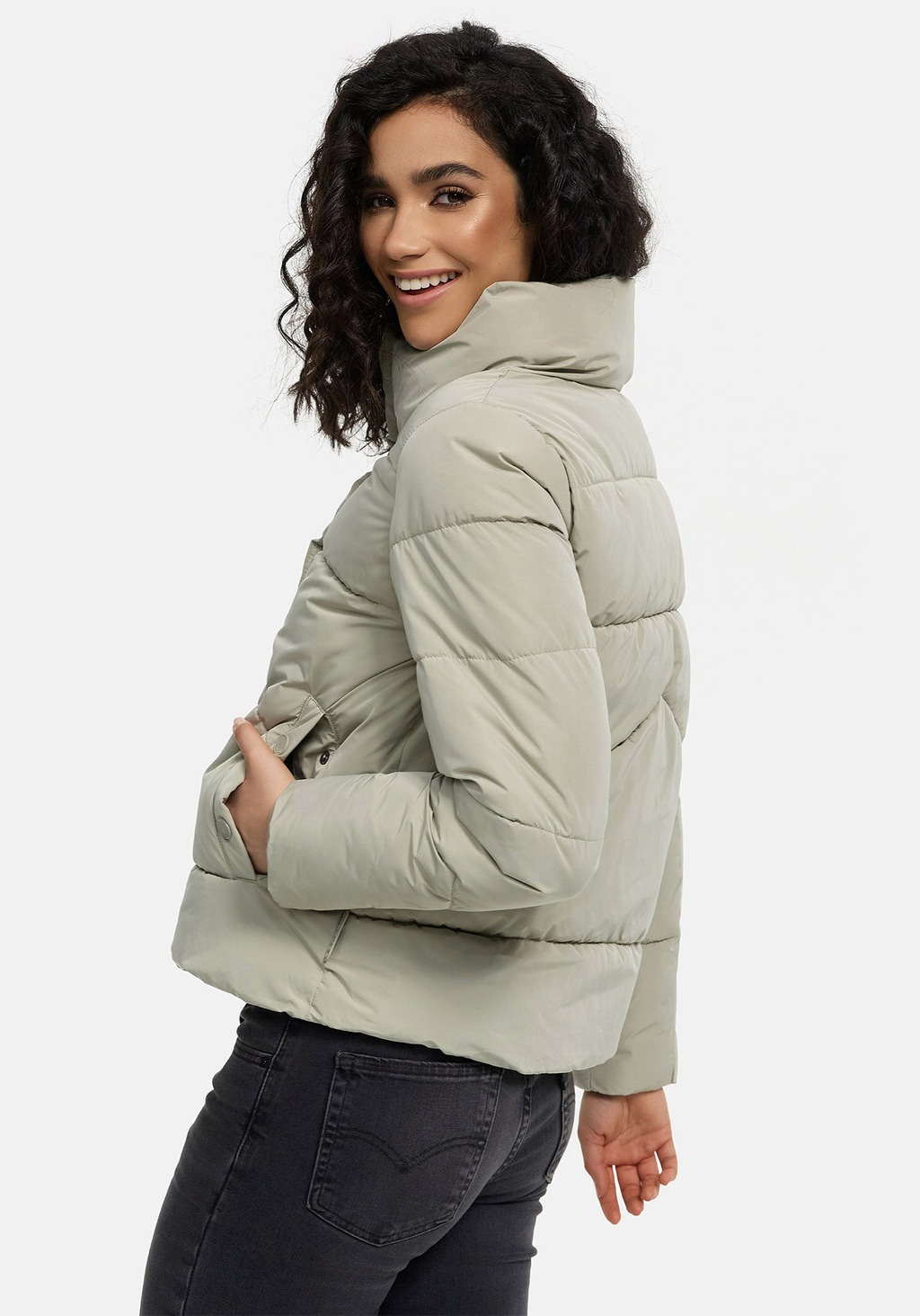 Marikoo Winterjacke "Jalliaa", mit schönem Steppdesign günstig online kaufen