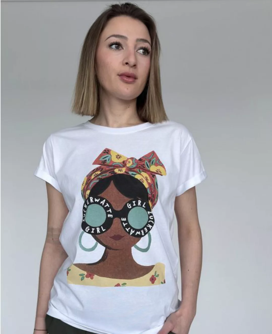 Zuckerwatte Kurzarmshirt mit modischen Frontdruck aus 100% Baumwolle günstig online kaufen