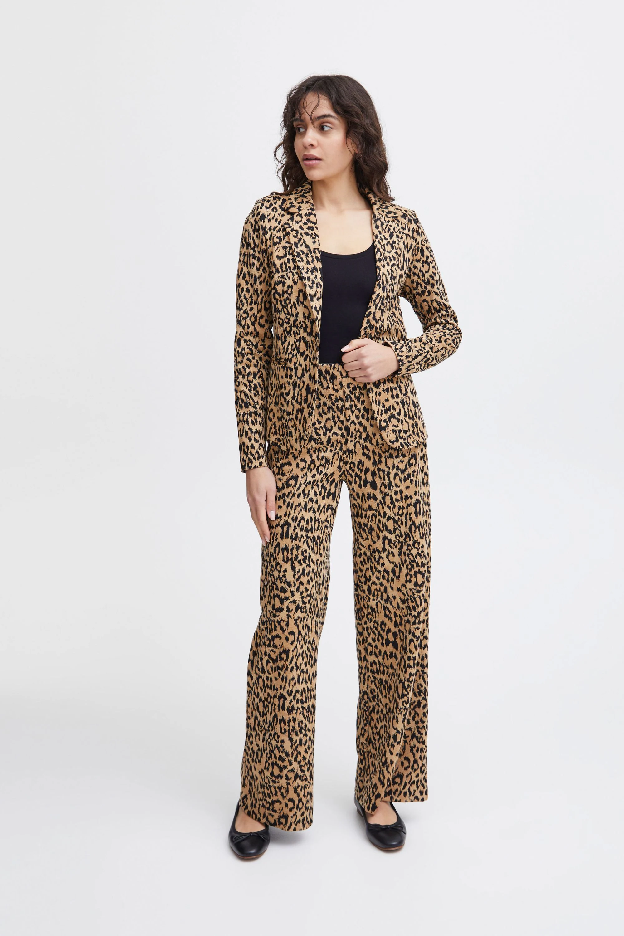 Ichi Jackenblazer IHKATE LEOPARD JACQUARD BL günstig online kaufen