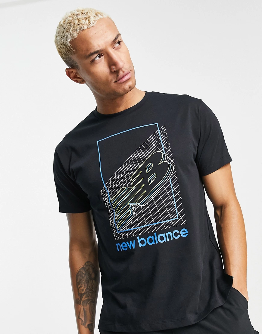 New Balance – RWT – T-Shirt in Schwarz mit Grafikprint günstig online kaufen