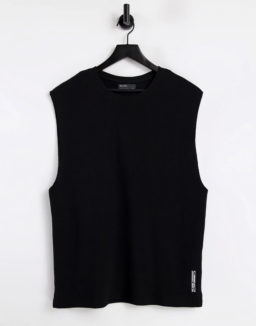 Bershka – Ärmelloses Strick-T-Shirt in Schwarz, Kombiteil günstig online kaufen