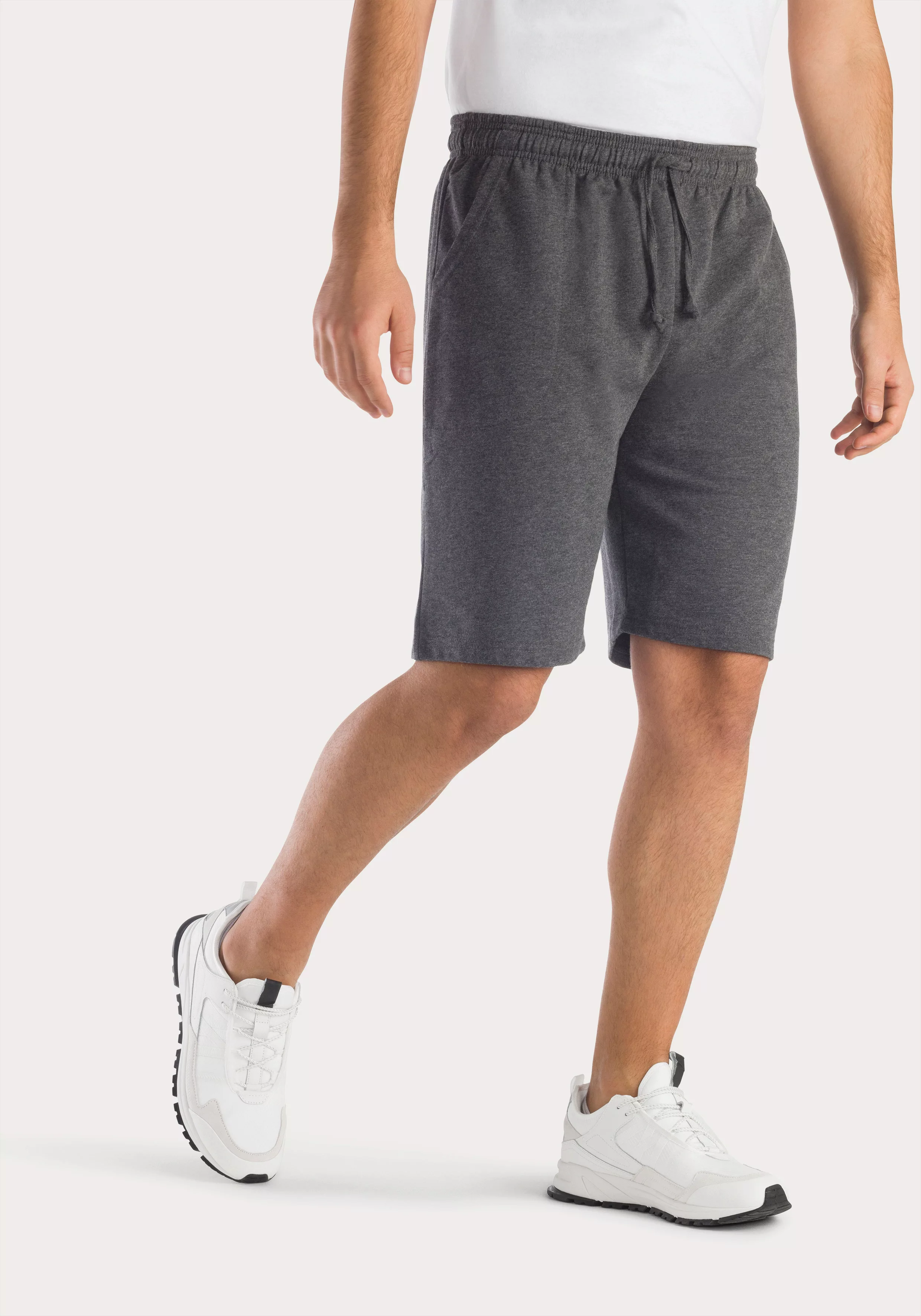 KangaROOS Sweatshorts kurze Jogginghose aus weicher Sweatware mit Kordel günstig online kaufen