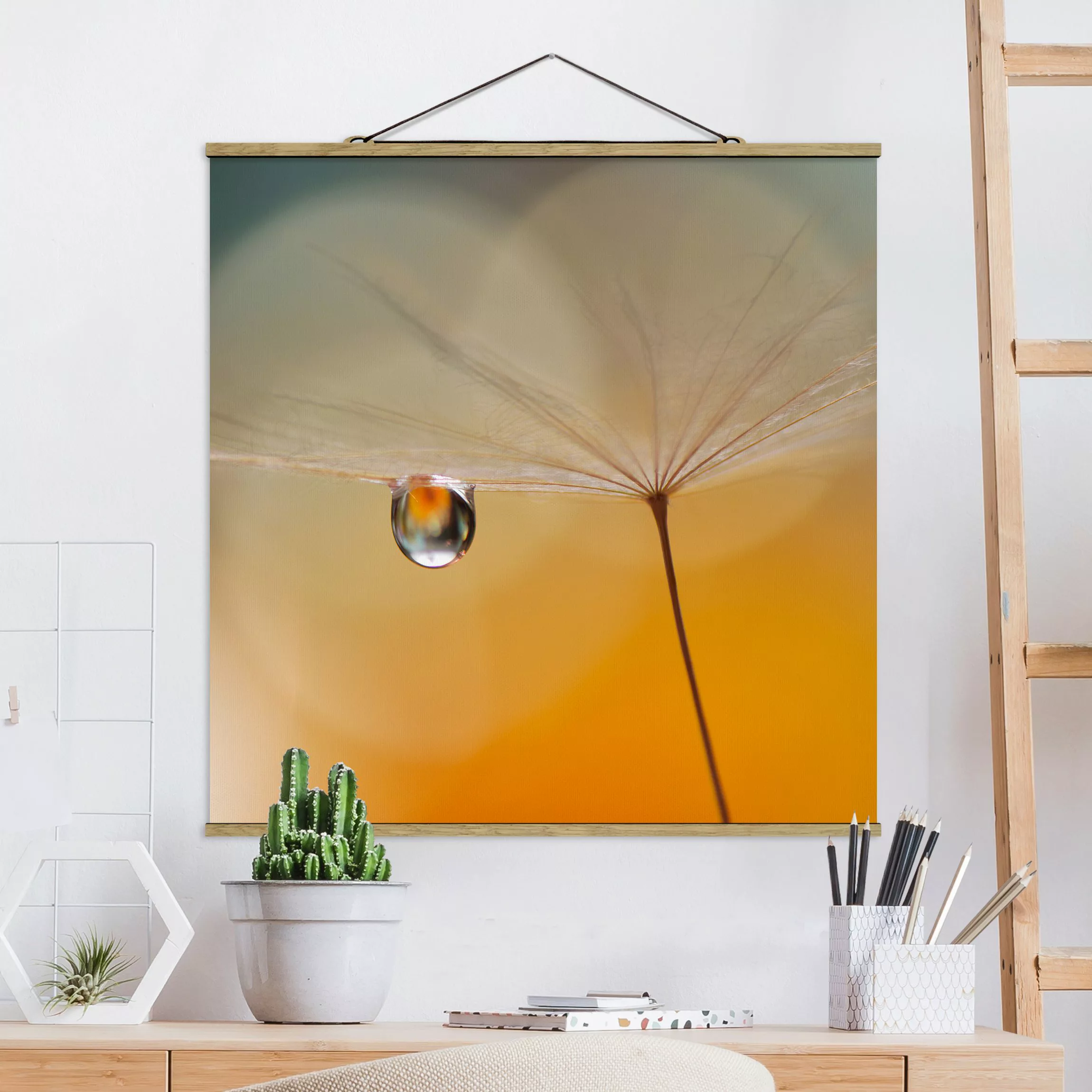 Stoffbild Blumen mit Posterleisten - Quadrat Pusteblume in Orange günstig online kaufen