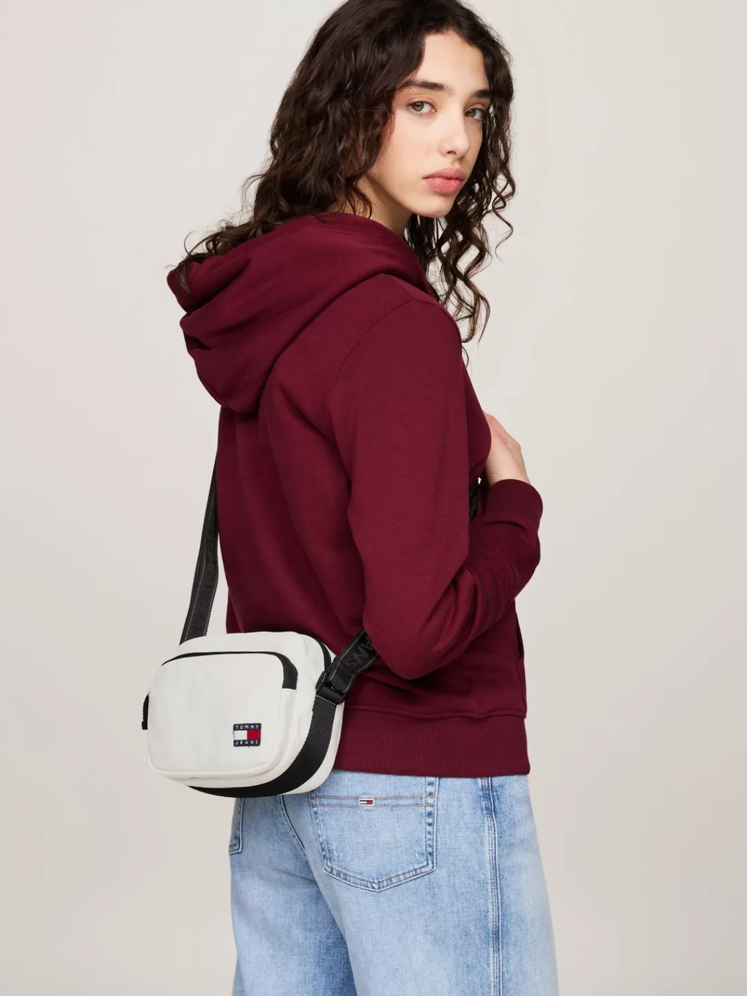 Tommy Jeans Umhängetasche, Schulterasche Unisex Tasche kleine Tasche günstig online kaufen