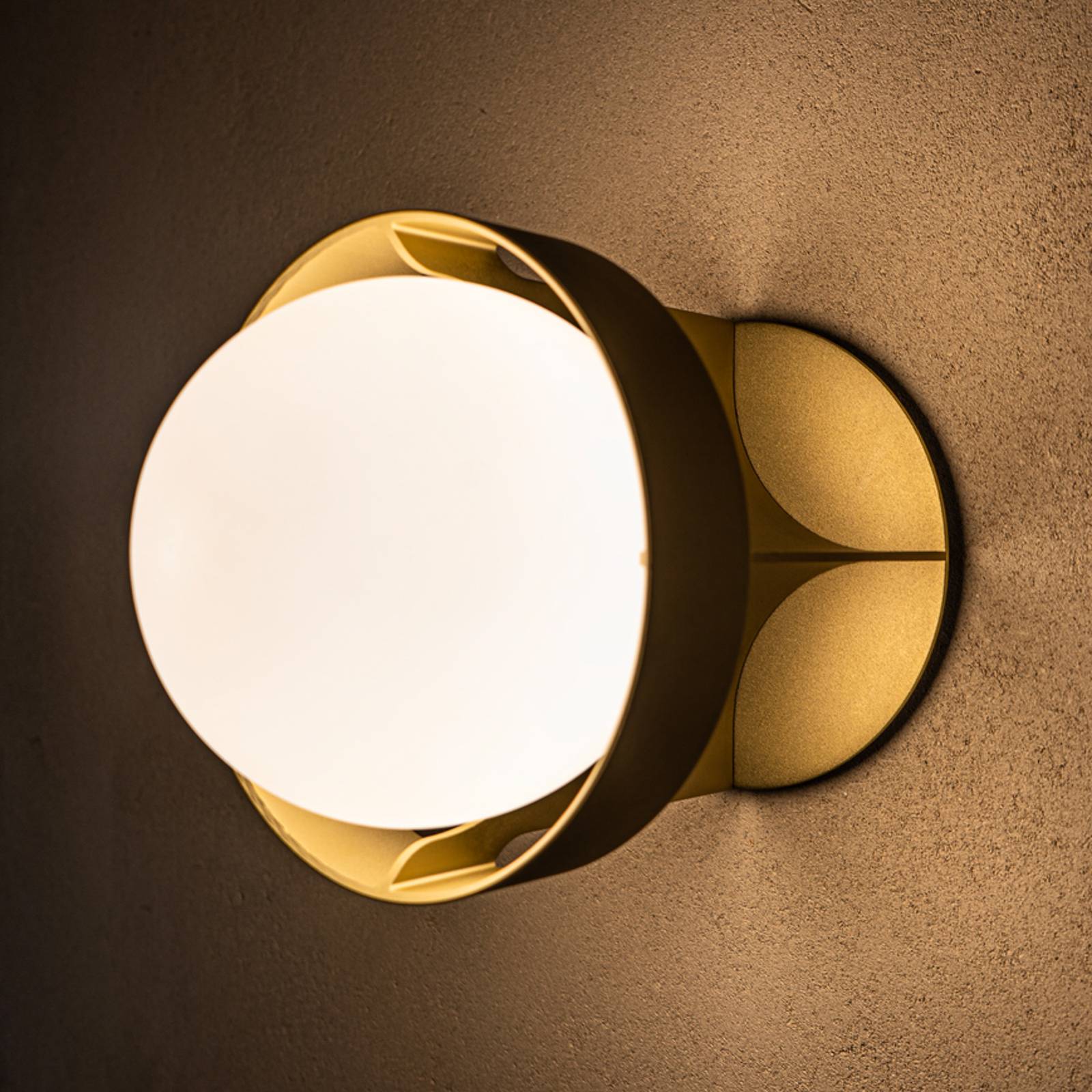 Tala Wandleuchte Loop Large, Alu, LED-Globelampe, gold günstig online kaufen