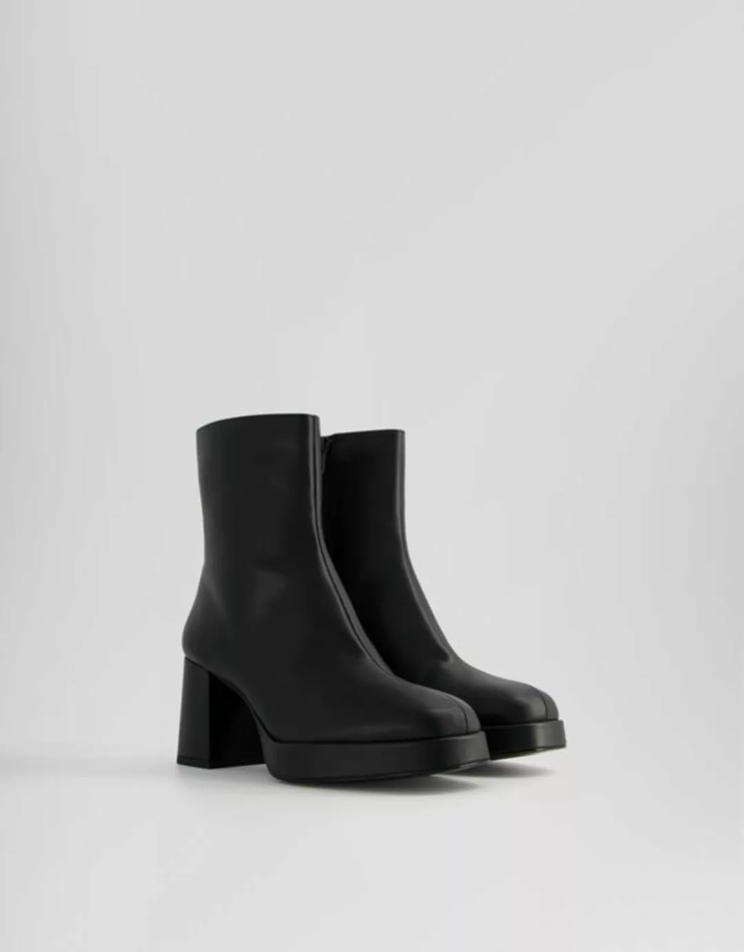 Bershka Stiefeletten Mit Breitem Absatz Und Kleiner Plateausohle Damen 36 S günstig online kaufen