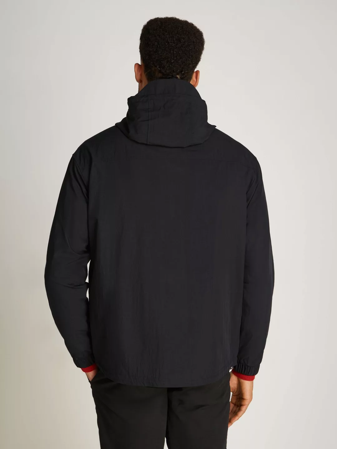 Tommy Jeans Sommerjacke "TJM UTILITY PARKA", mit Kapuze, mit Logoprägung günstig online kaufen