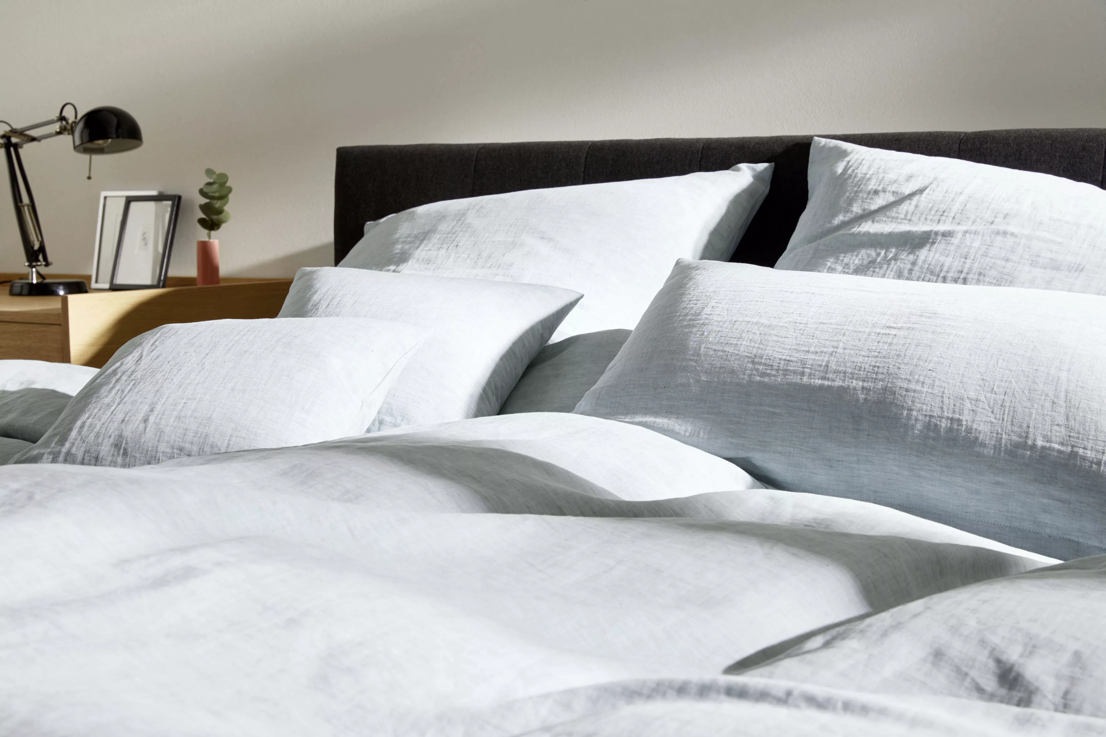 Elegante Bettwäsche »Breeze in Gr. 135x200 oder 155x220 cm«, (2 tlg.), Bett günstig online kaufen