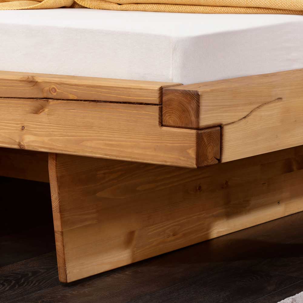 Doppelbett Holzbett aus Massivholz mit Massivholz Oberfläche günstig online kaufen