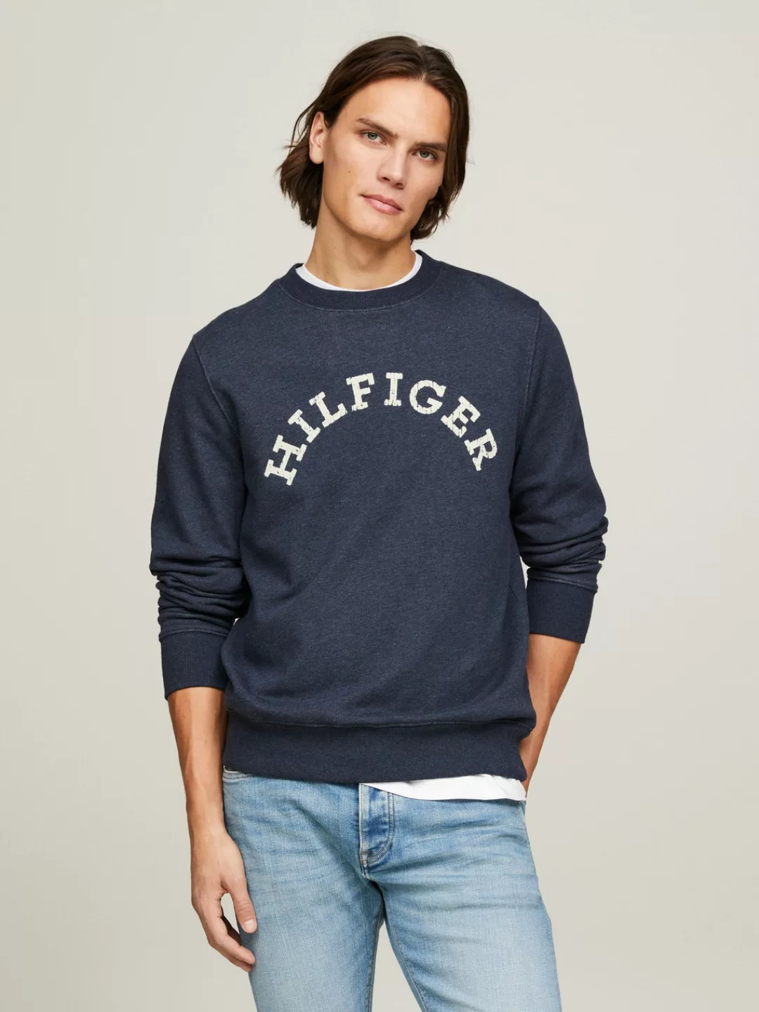 Tommy Hilfiger Sweatshirt "HILFIGER ARCHED HTR SWEATSHIRT", mit gebrochenem günstig online kaufen