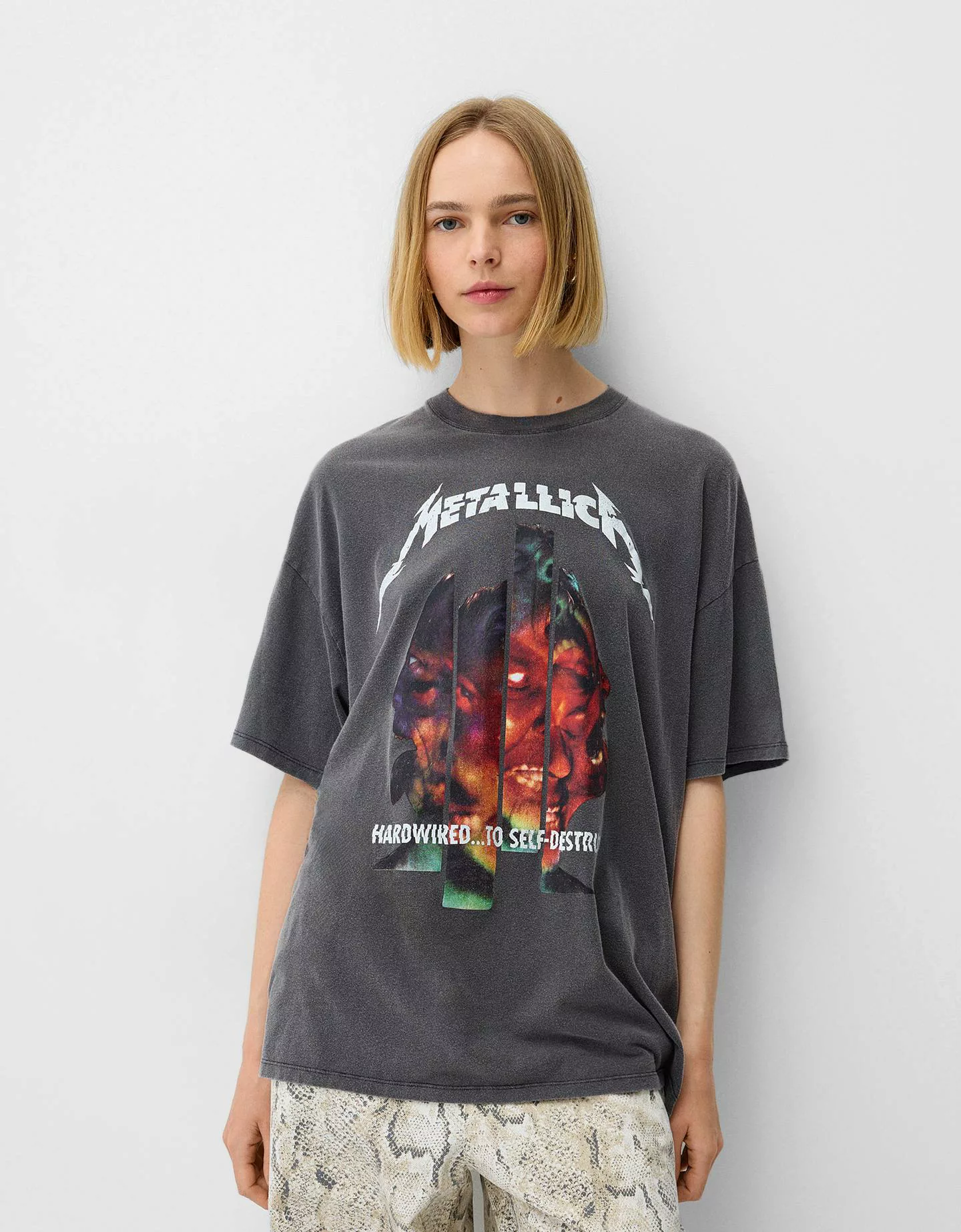 Bershka T-Shirt Metallica Damen M Grau günstig online kaufen