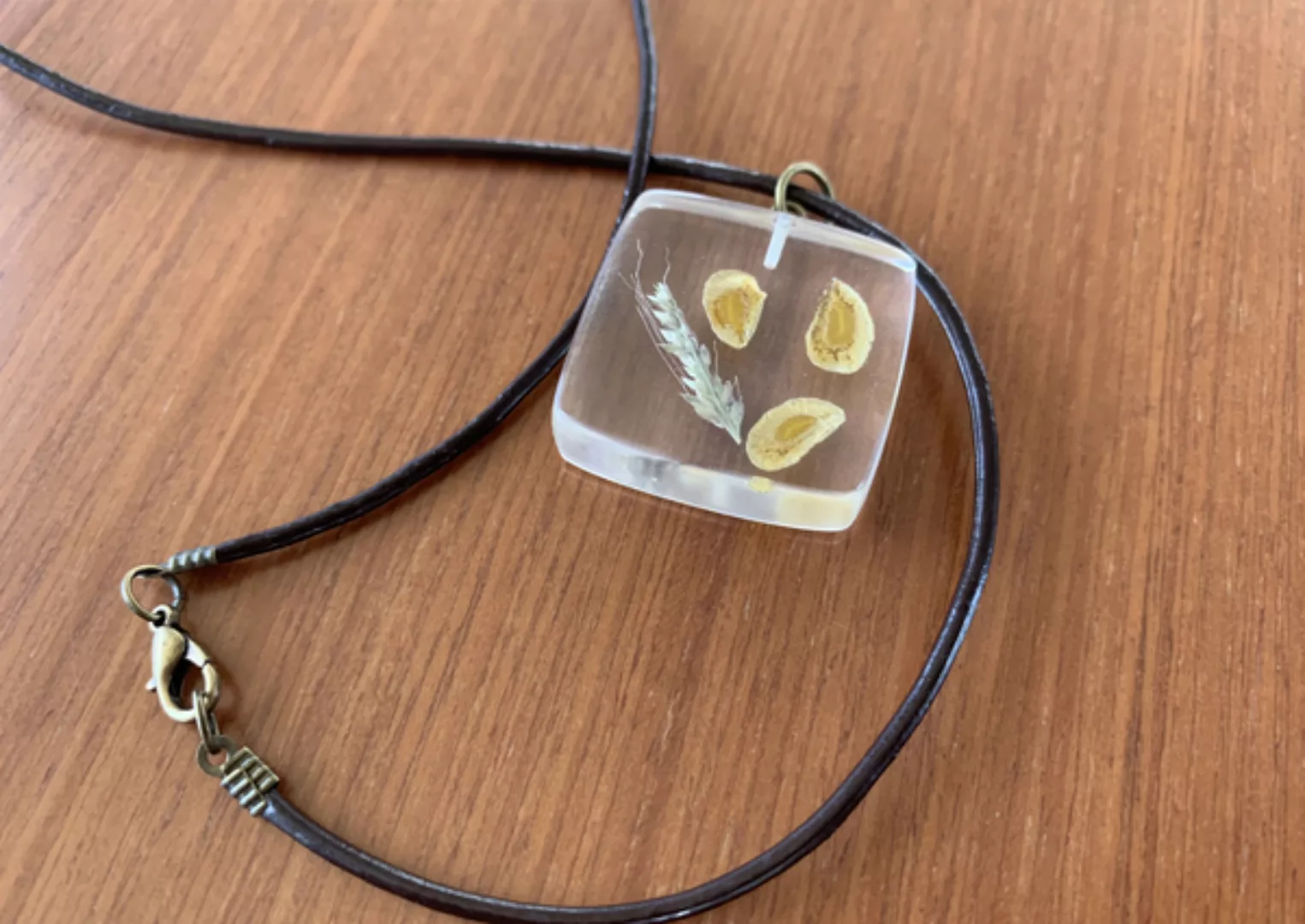 Golden Seed Halskette günstig online kaufen