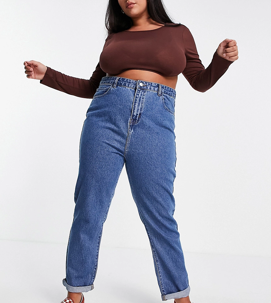 Don't Think Twice Plus – Lou – Mom-Jeans in mittelblauer Waschung günstig online kaufen