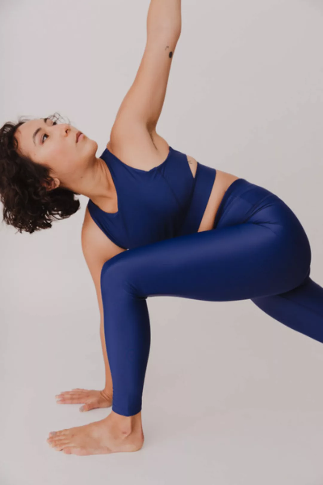 Damen Leggings Aus Econyl "Walk Free" Besonnen Mindful Yoga Fashion günstig online kaufen