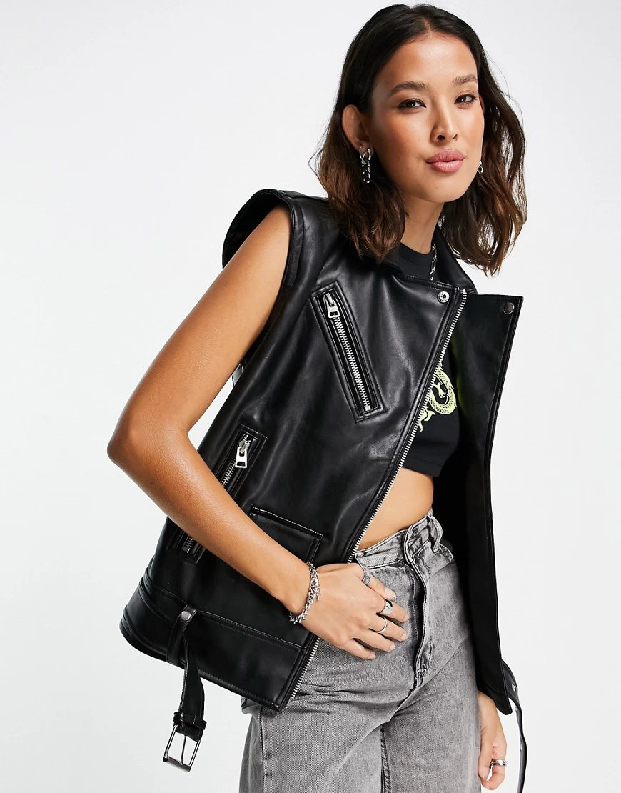 Topshop – Ärmellose Biker-Jacke in Schwarz aus Kunstleder mit Oversize-Schn günstig online kaufen