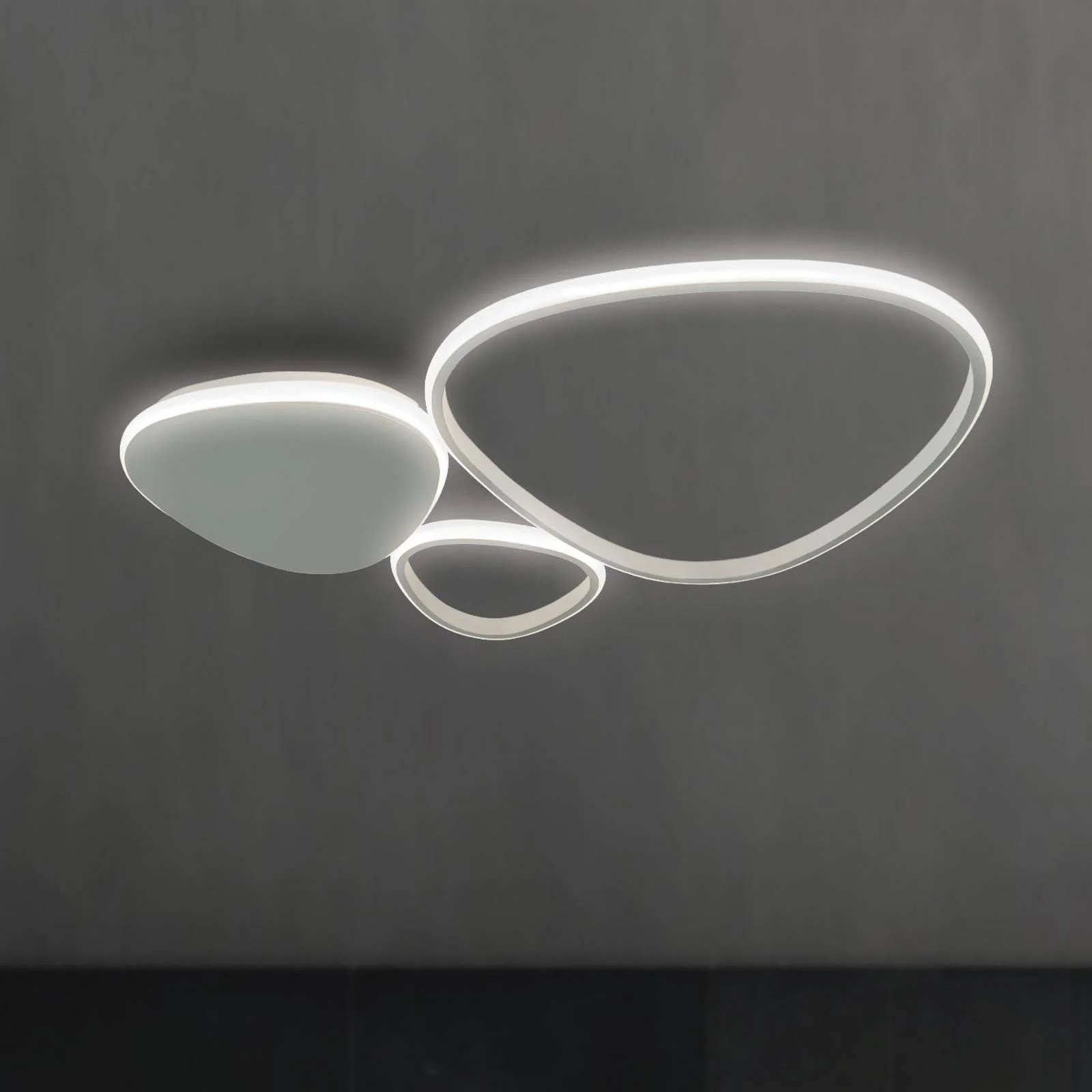LED-Deckenleuchte Helix, silberfarben, Länge 62 cm, Metall günstig online kaufen