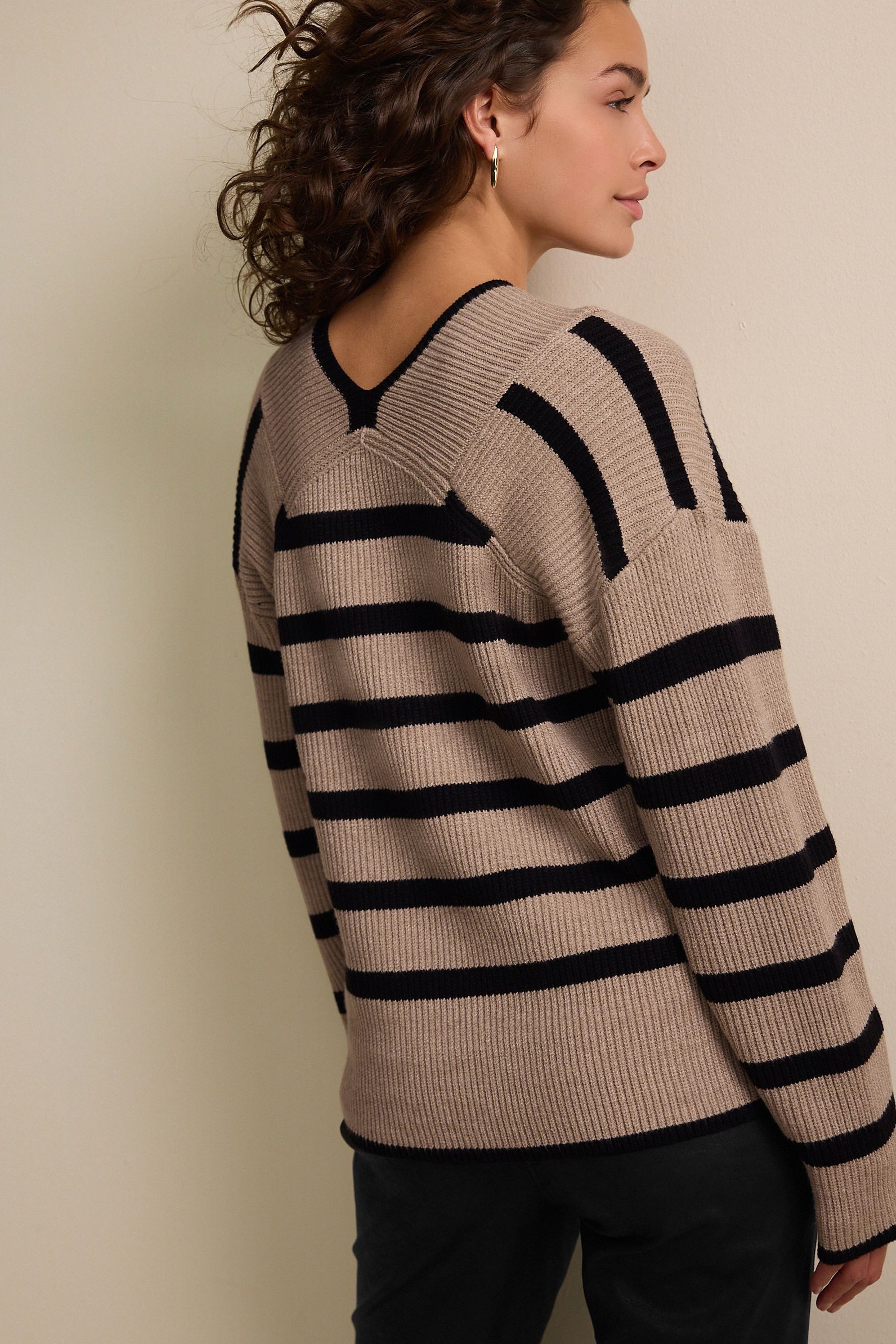 Next V-Ausschnitt-Pullover Gerippter Pullover mit V-Ausschnitt günstig online kaufen