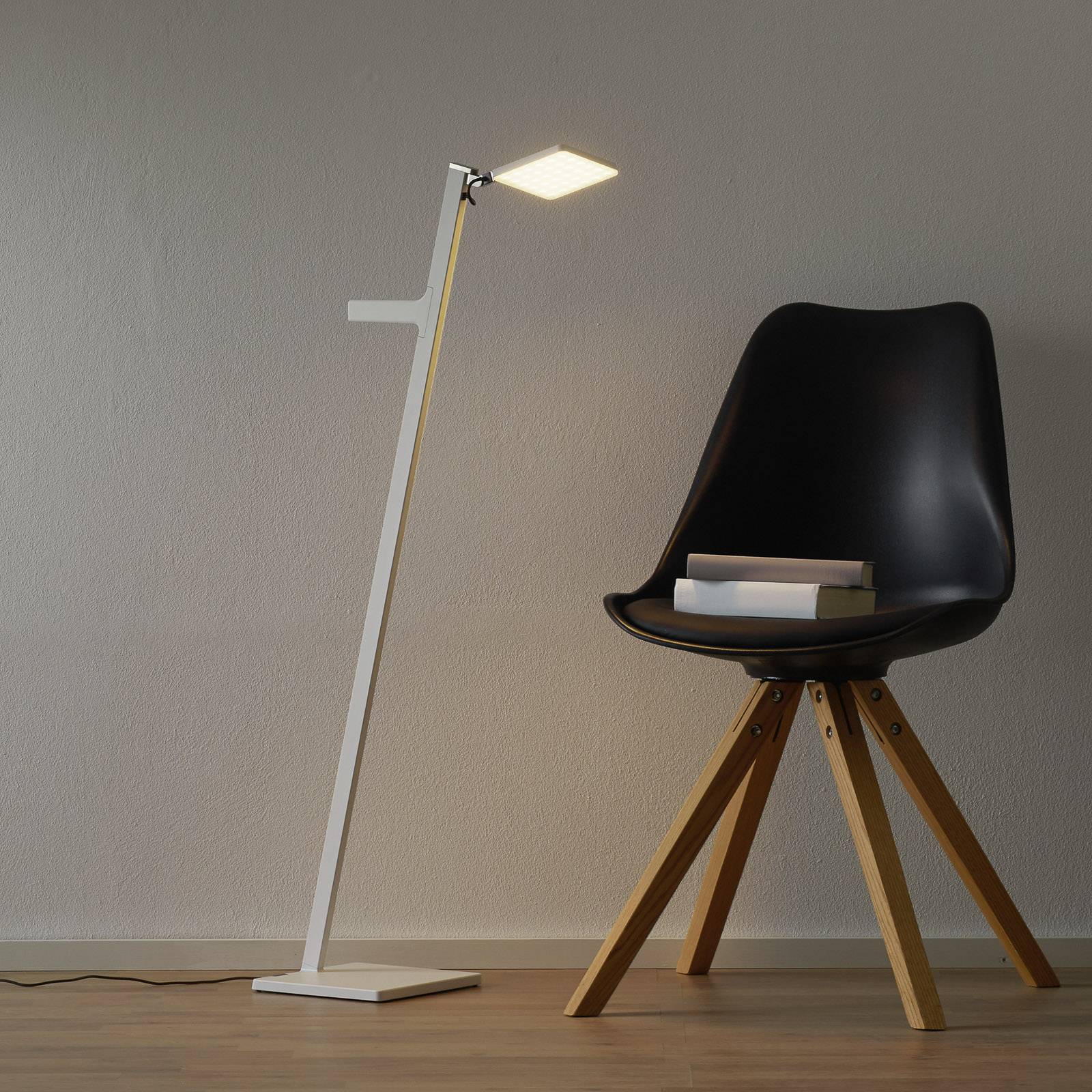 Nimbus Roxxane Leggera LED-Stehlampe, weiß günstig online kaufen