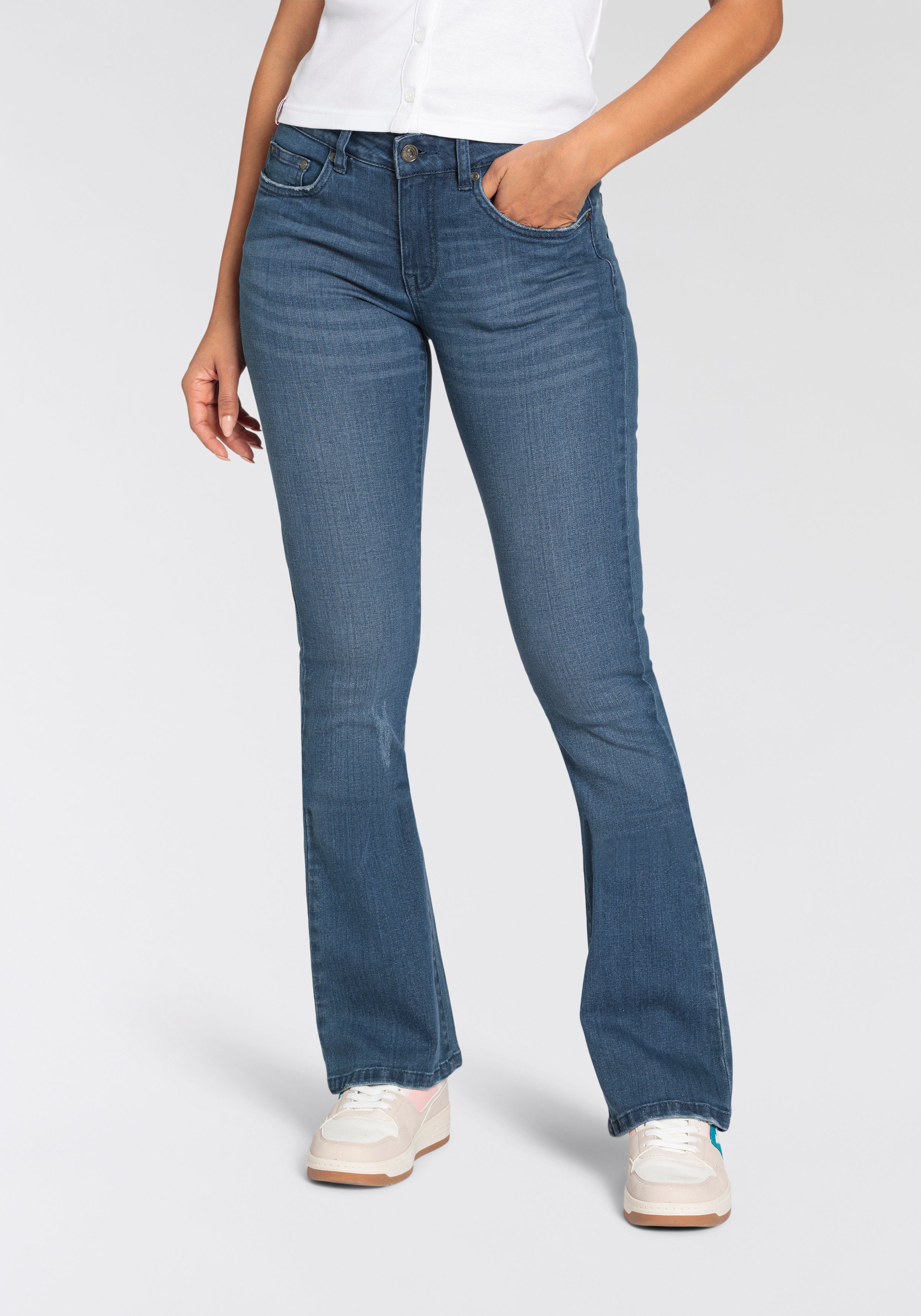 KangaROOS 5-Pocket-Jeans, ausgestellte Beinform, Used-Waschung, normale Lei günstig online kaufen