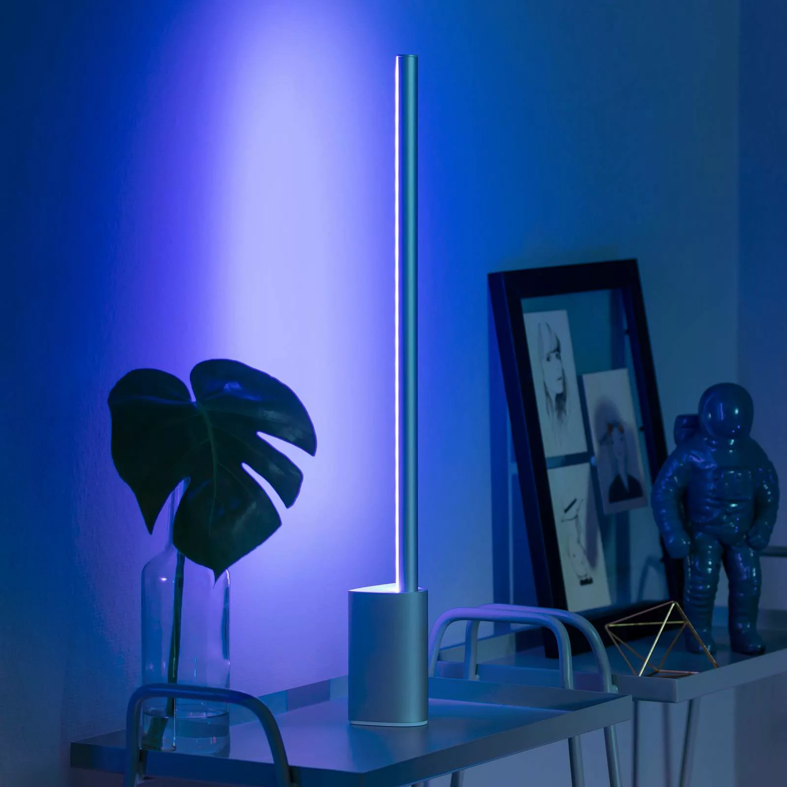 Philips Hue Gradient Signe LED-Tischlampe weiß günstig online kaufen