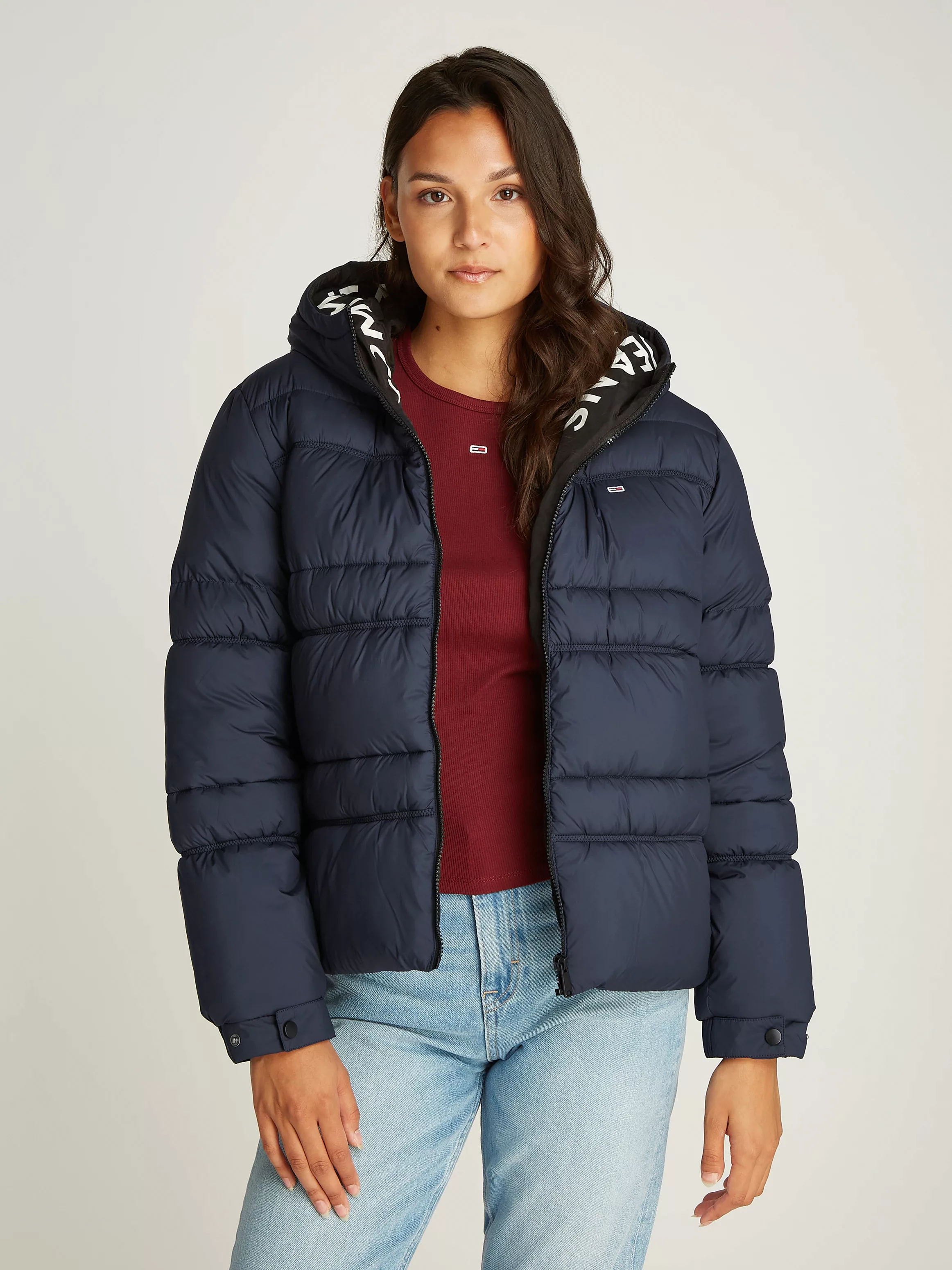 Tommy Jeans Steppjacke, mit Kapuze, mit Logoschriftzug günstig online kaufen