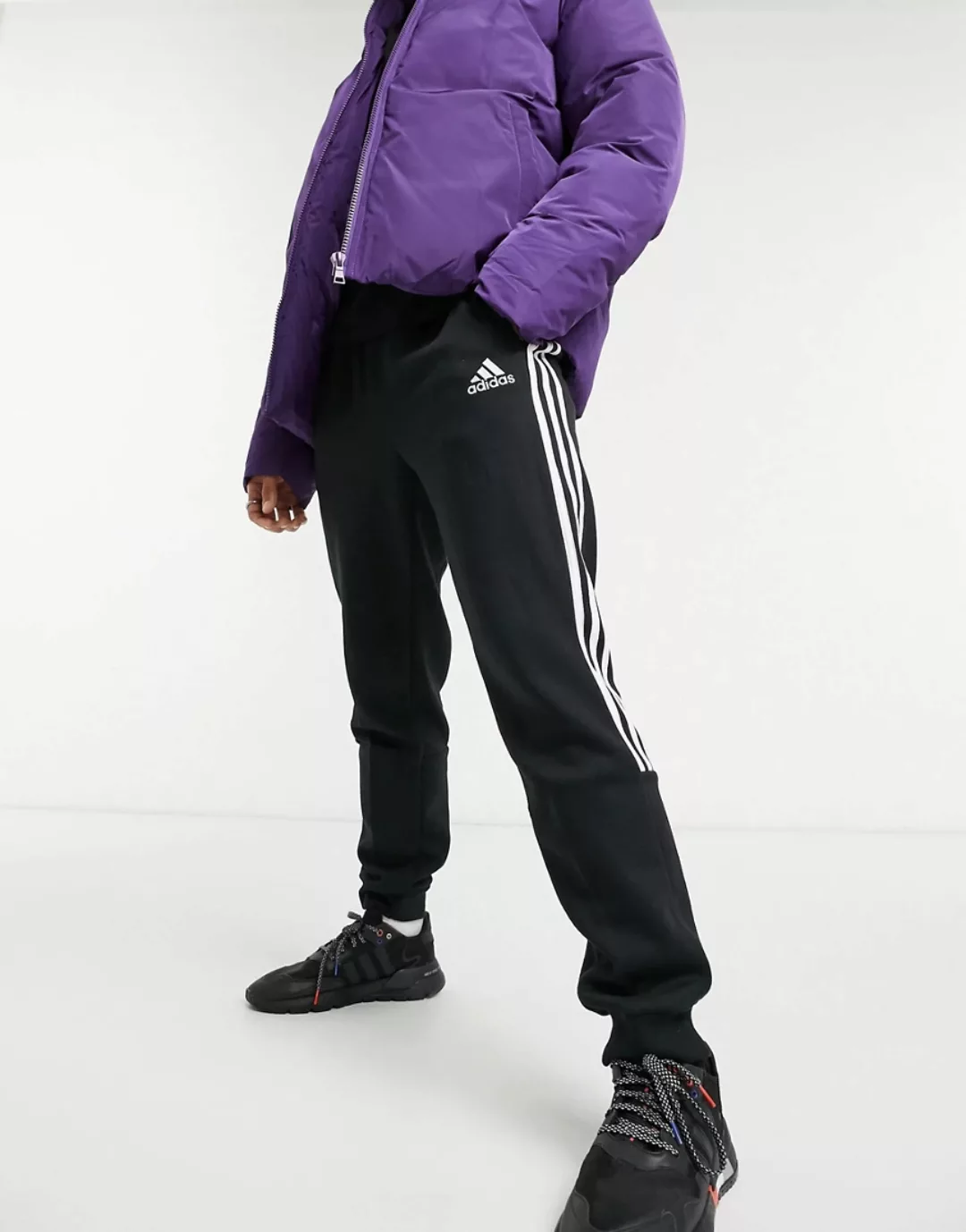 adidas Training – Core – Schwarze Jogginghose mit 3 Streifen günstig online kaufen