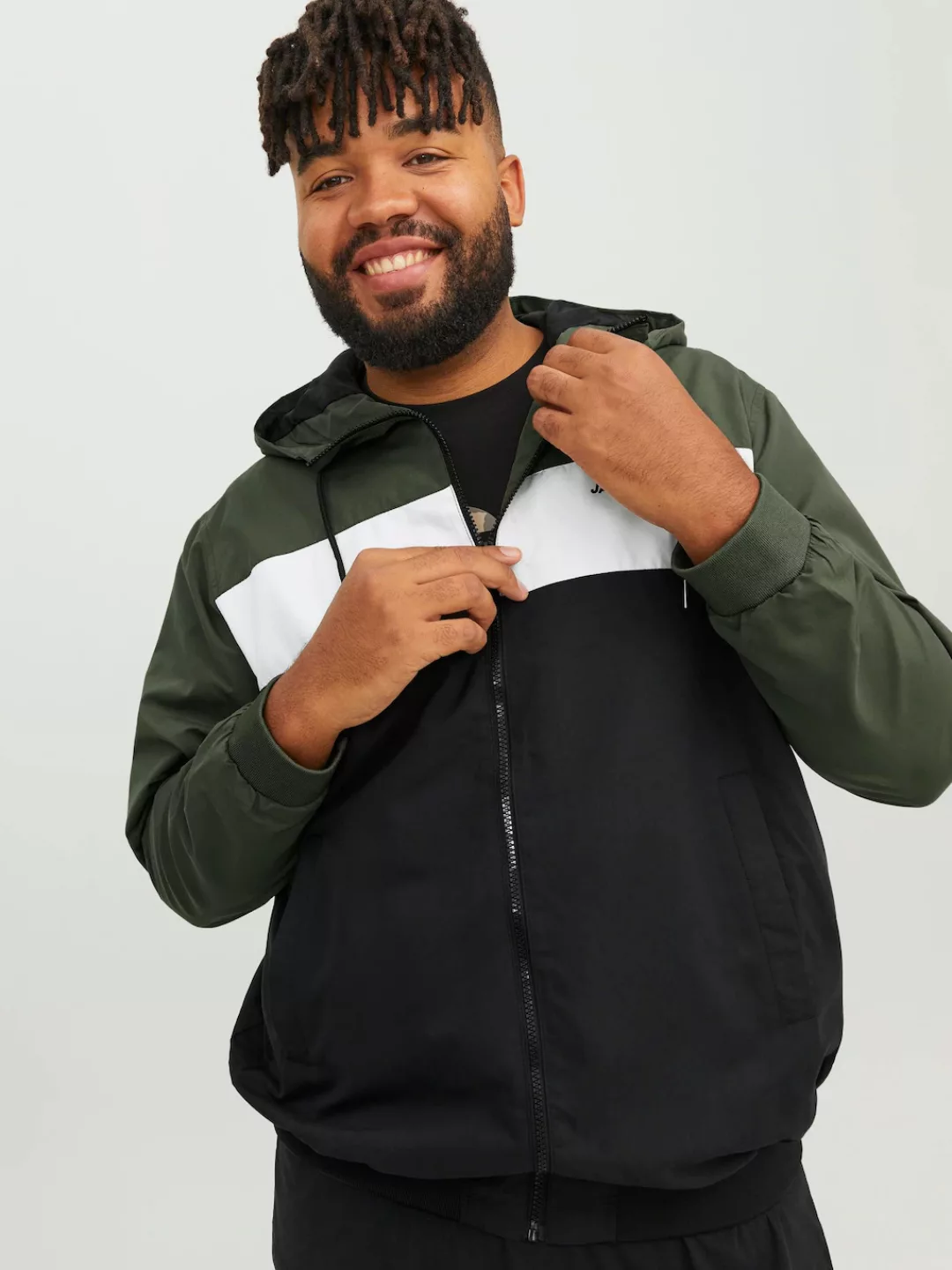 Jack & Jones PlusSize Bomberjacke JJERUSH HOOD BOMBER NOOS PLS mit Logo Sch günstig online kaufen