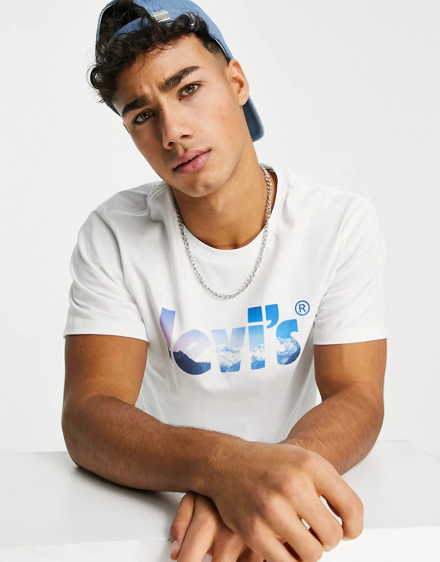 Levi's – T-Shirt in Weiß mit Bergposter-Logoprint günstig online kaufen