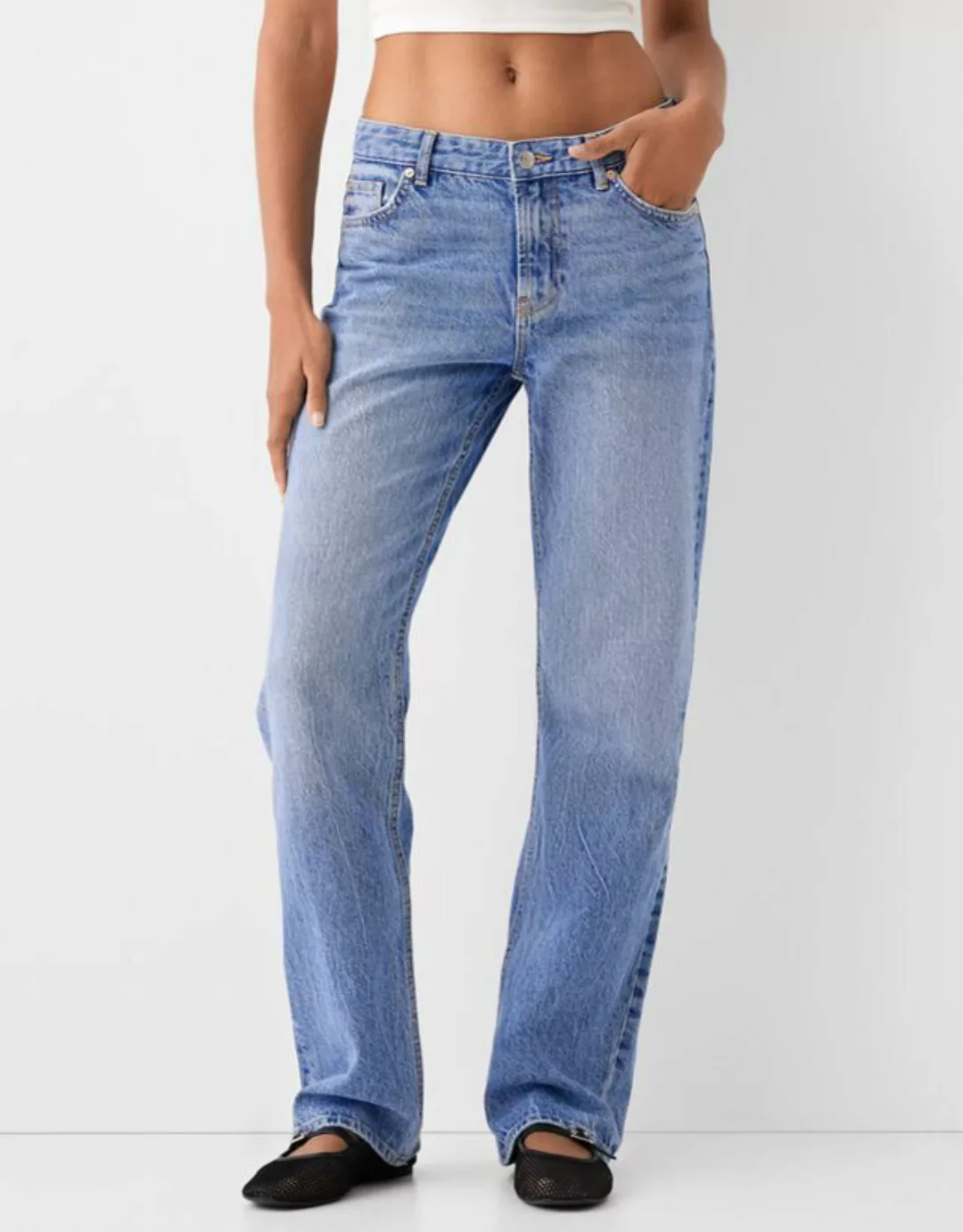 Bershka Straight Fit Jeans Damen 40 Ausgewaschenes Blau günstig online kaufen