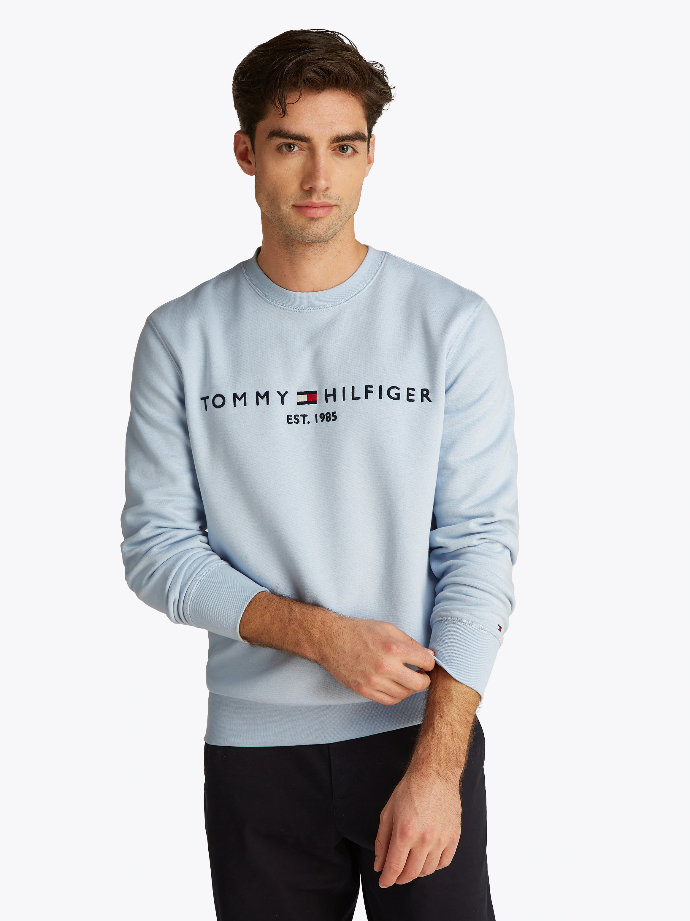 Tommy Hilfiger Sweatshirt "TOMMY LOGO SWEATSHIRT mit Rundhals und Stickerei günstig online kaufen