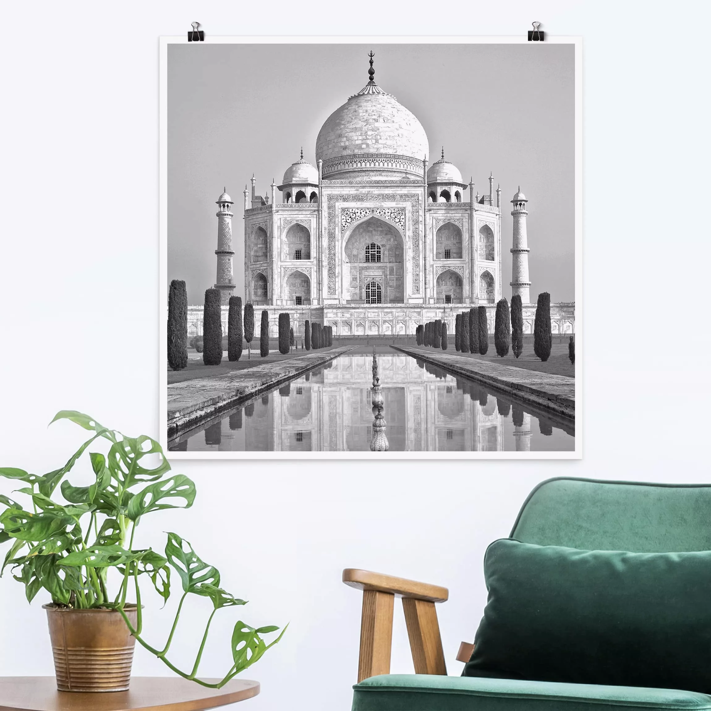 Poster Architektur & Skyline - Quadrat Taj Mahal mit Garten günstig online kaufen