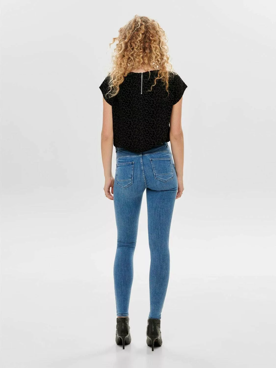 ONLY Skinny-fit-Jeans ONLPOWER MID SK PUSH REA2981 NOOS mit Push-up-Effekt günstig online kaufen