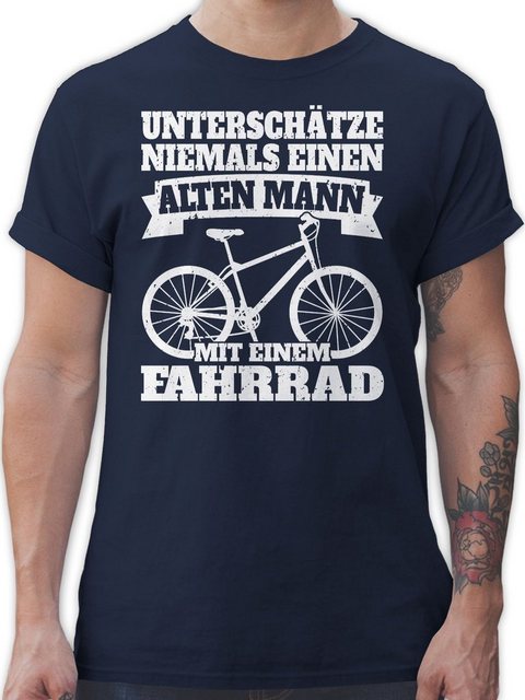 Shirtracer T-Shirt Unterschätze niemals einen alten Mann mit einem Fahrrad günstig online kaufen