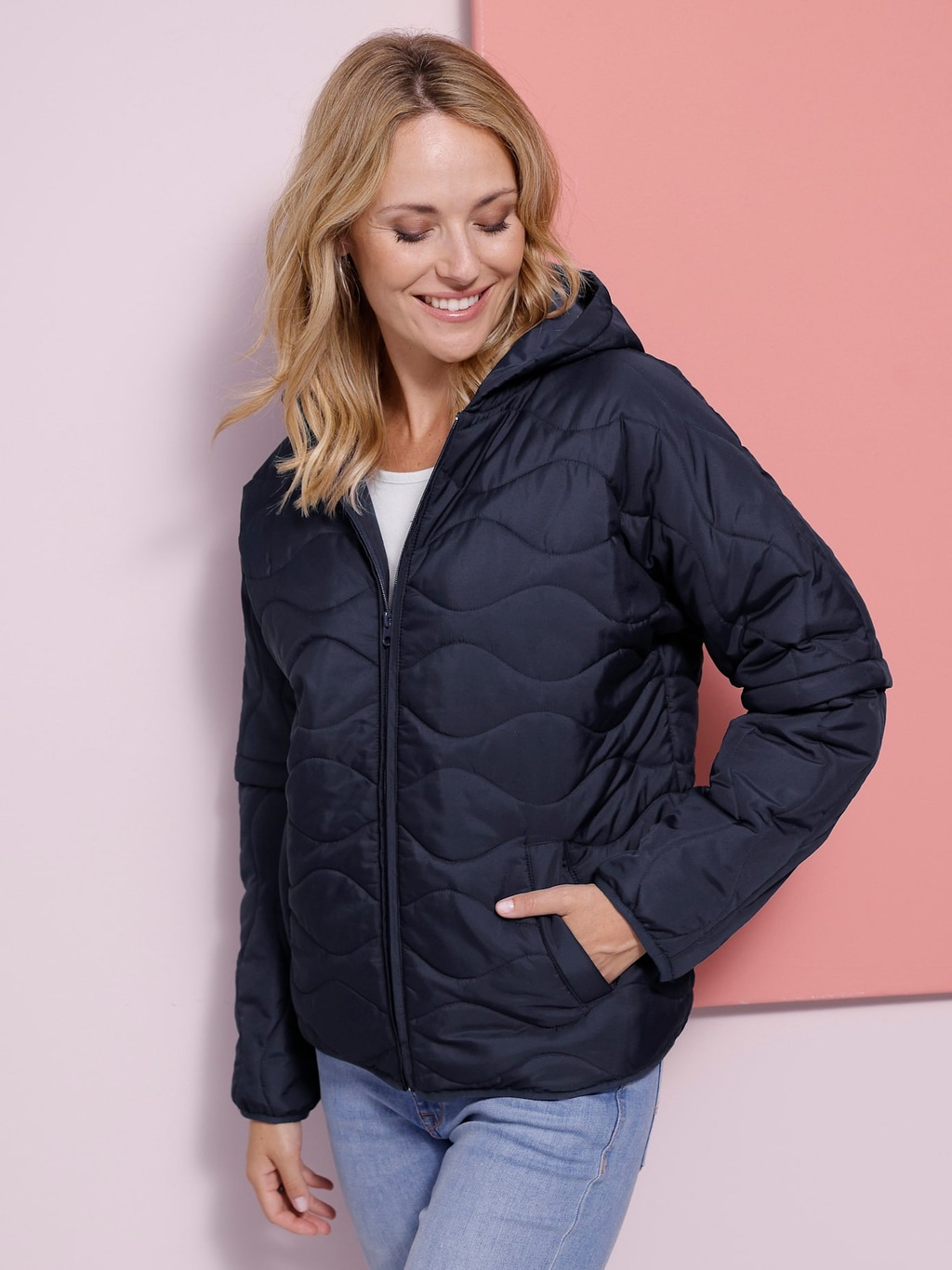 Classic Basics Steppjacke, mit Kapuze günstig online kaufen