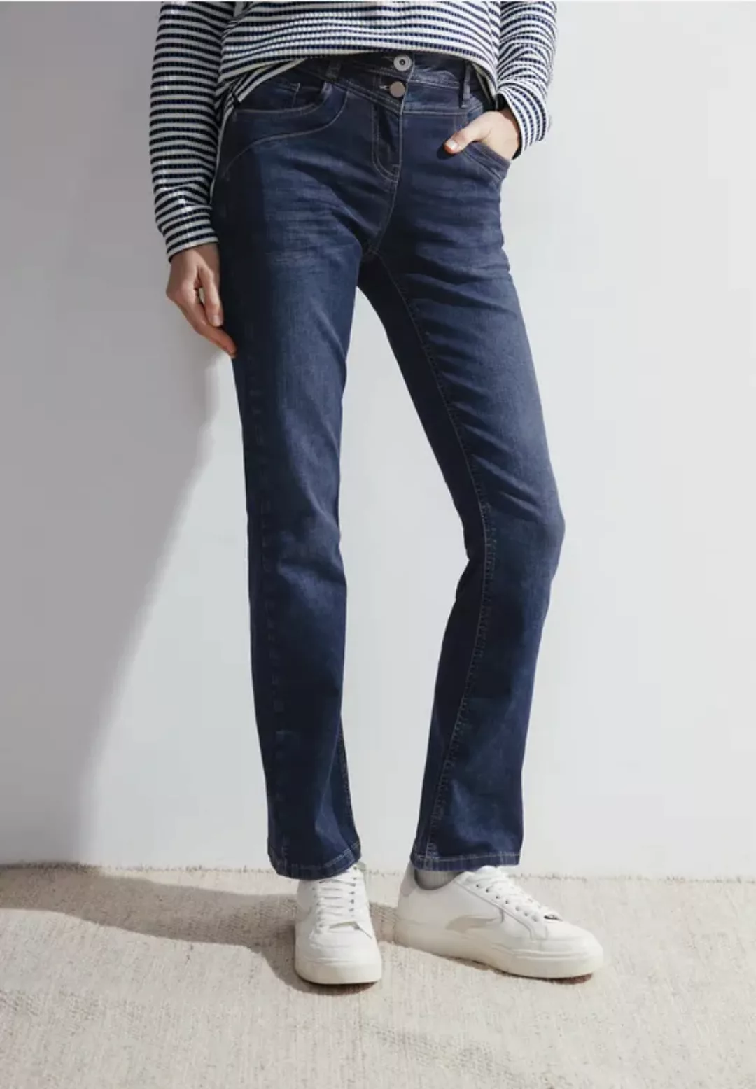 Slim Fit Bootcut Jeans günstig online kaufen