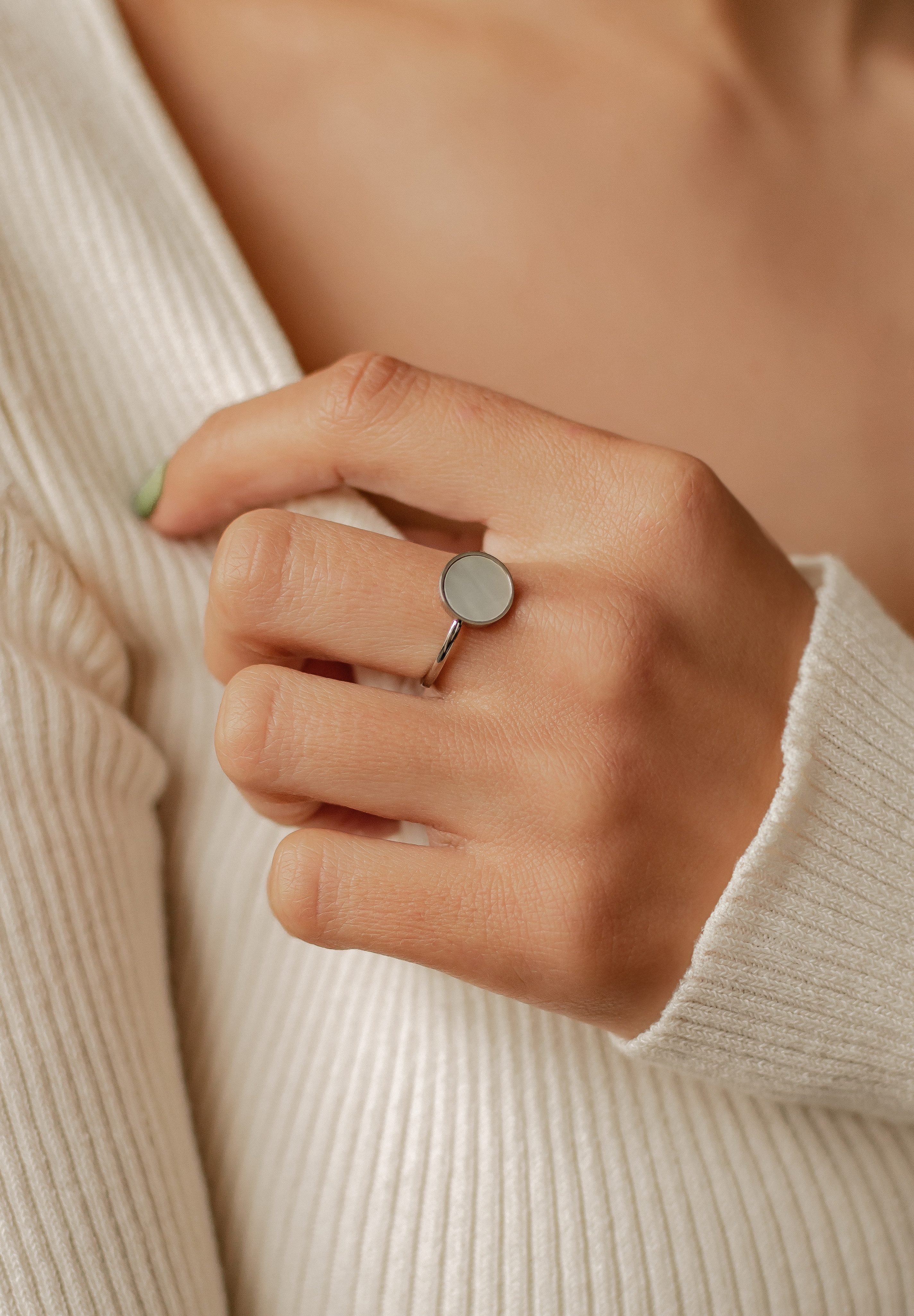 Hey Happiness Fingerring Kreis Muschel 18K günstig online kaufen