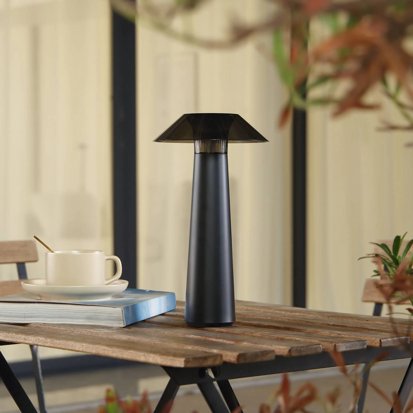 Lindby LED-Akku-Außentischleuchte Gomba, schwarz, dimmbar günstig online kaufen