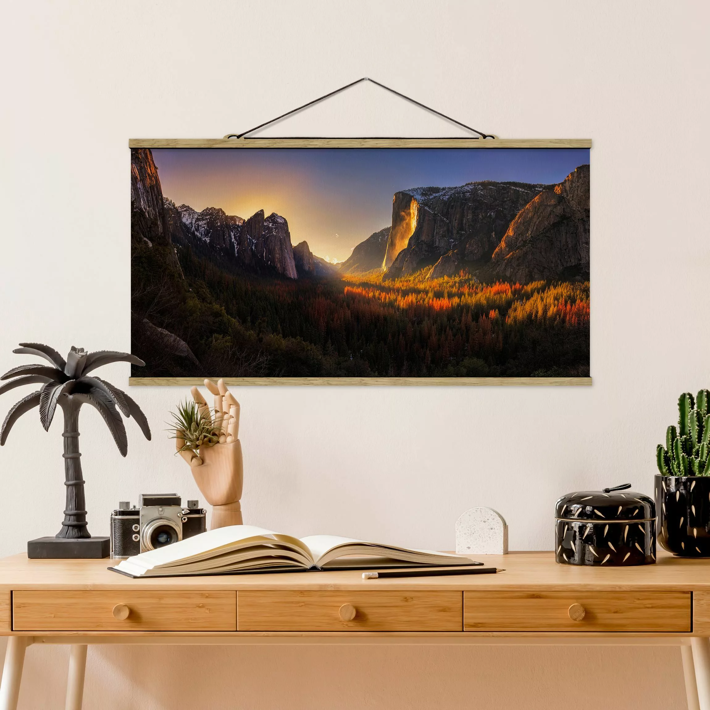 Stoffbild Wald mit Posterleisten - Querformat Sonnenuntergang im Yosemite günstig online kaufen