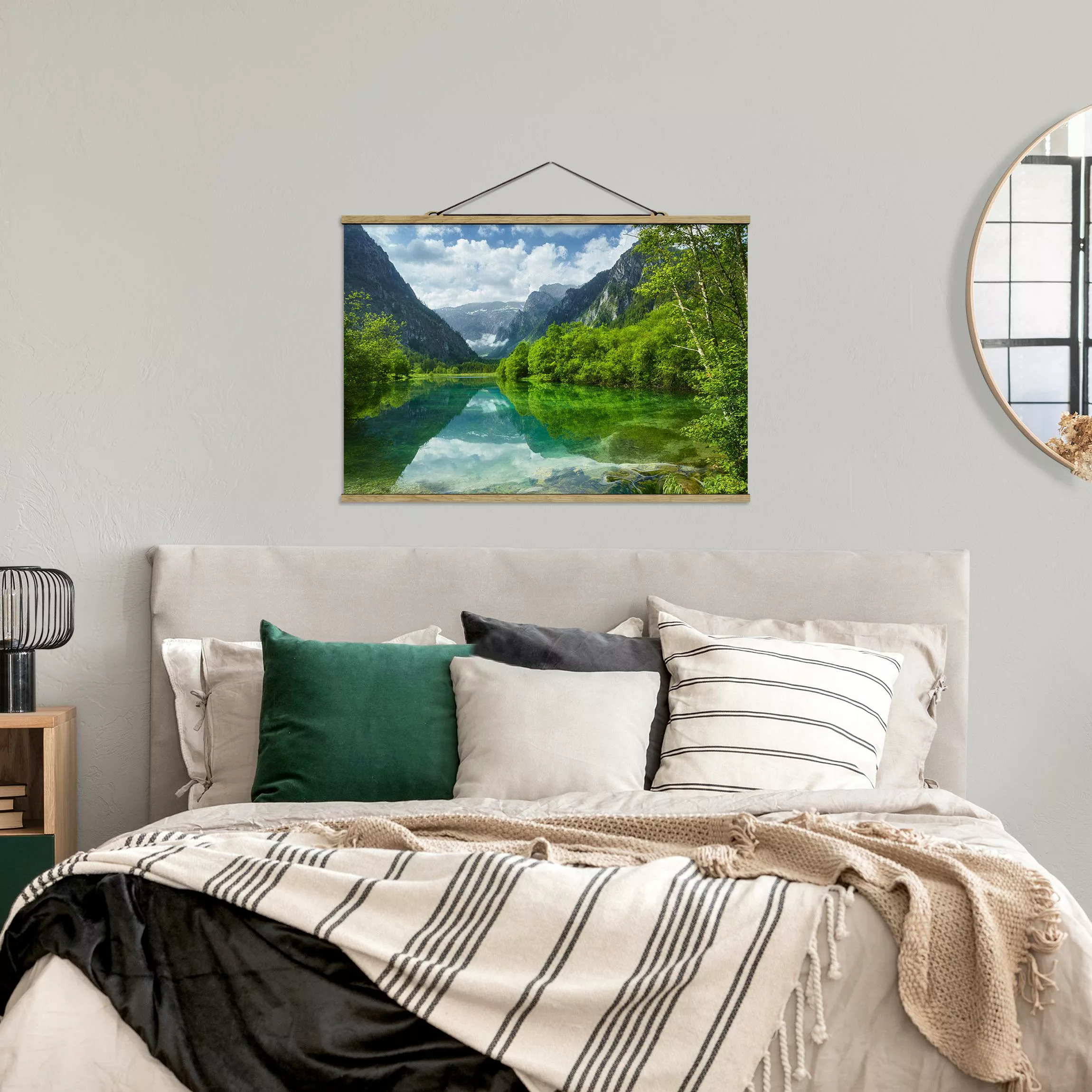 Stoffbild Berge mit Posterleisten - Querformat Bergsee mit Spiegelung günstig online kaufen