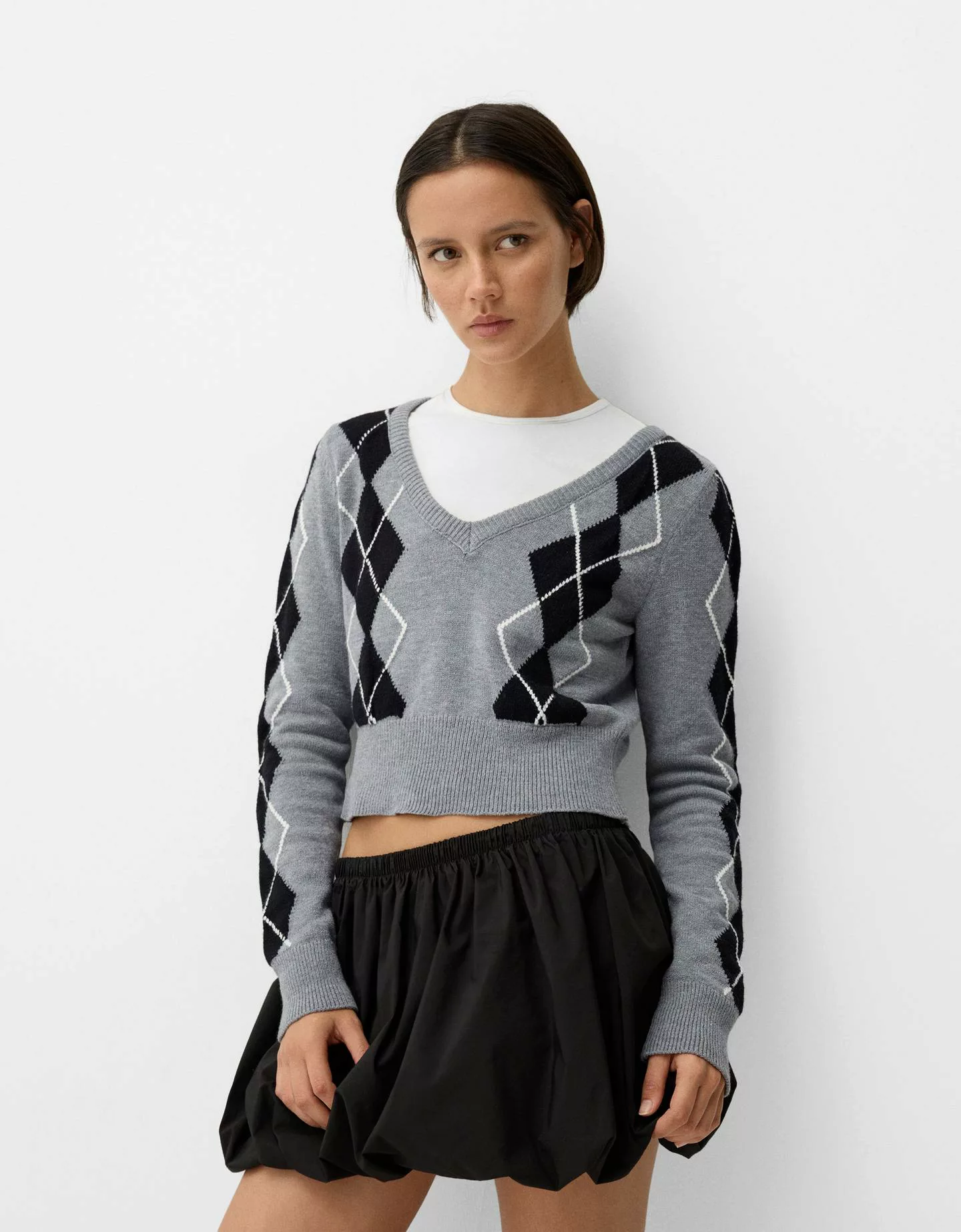 Bershka Pullover Mit V-Ausschnitt Und Rautenmuster Damen Xs Dunkelgrau günstig online kaufen