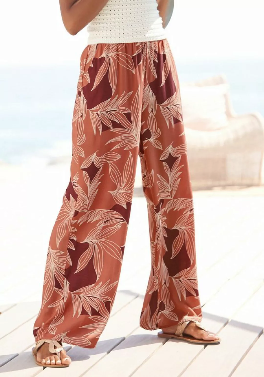 LASCANA Palazzohose mit Alloverprint und Taschen, Wide-Leg, Stoffhose günstig online kaufen