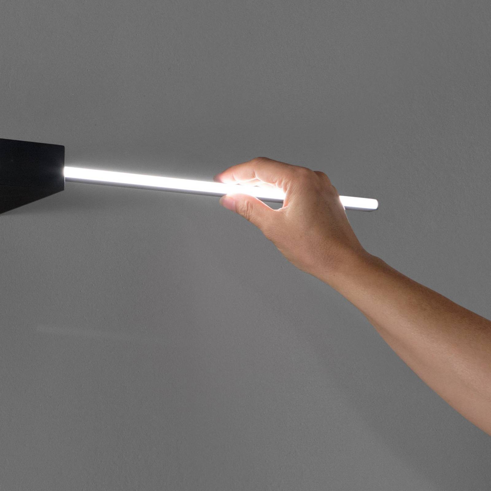 Ideal Lux LED-Wandlampe Theo schwarz, Breite 75 cm Aluminium günstig online kaufen