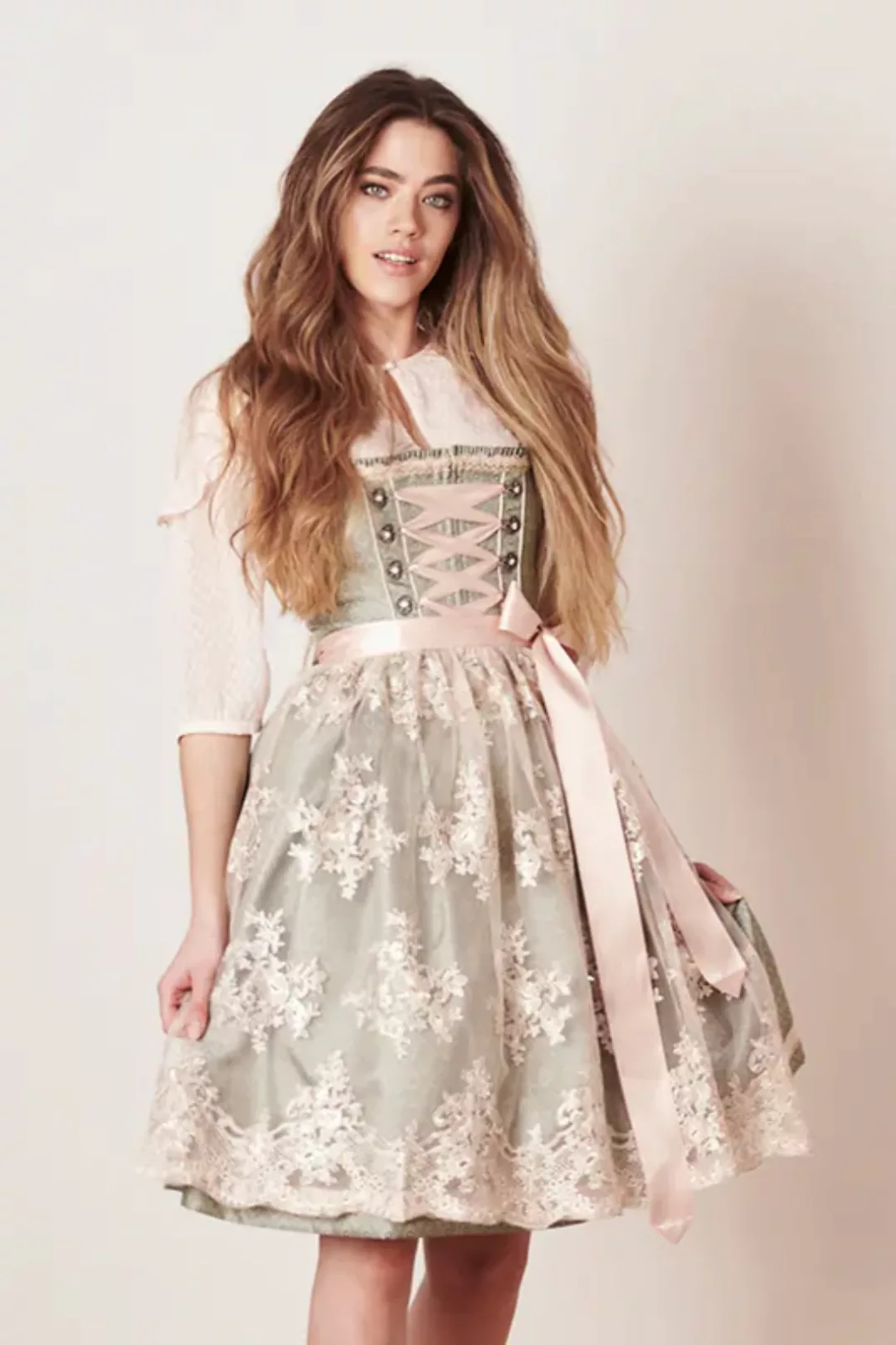 Dirndl Guilia (60cm) günstig online kaufen